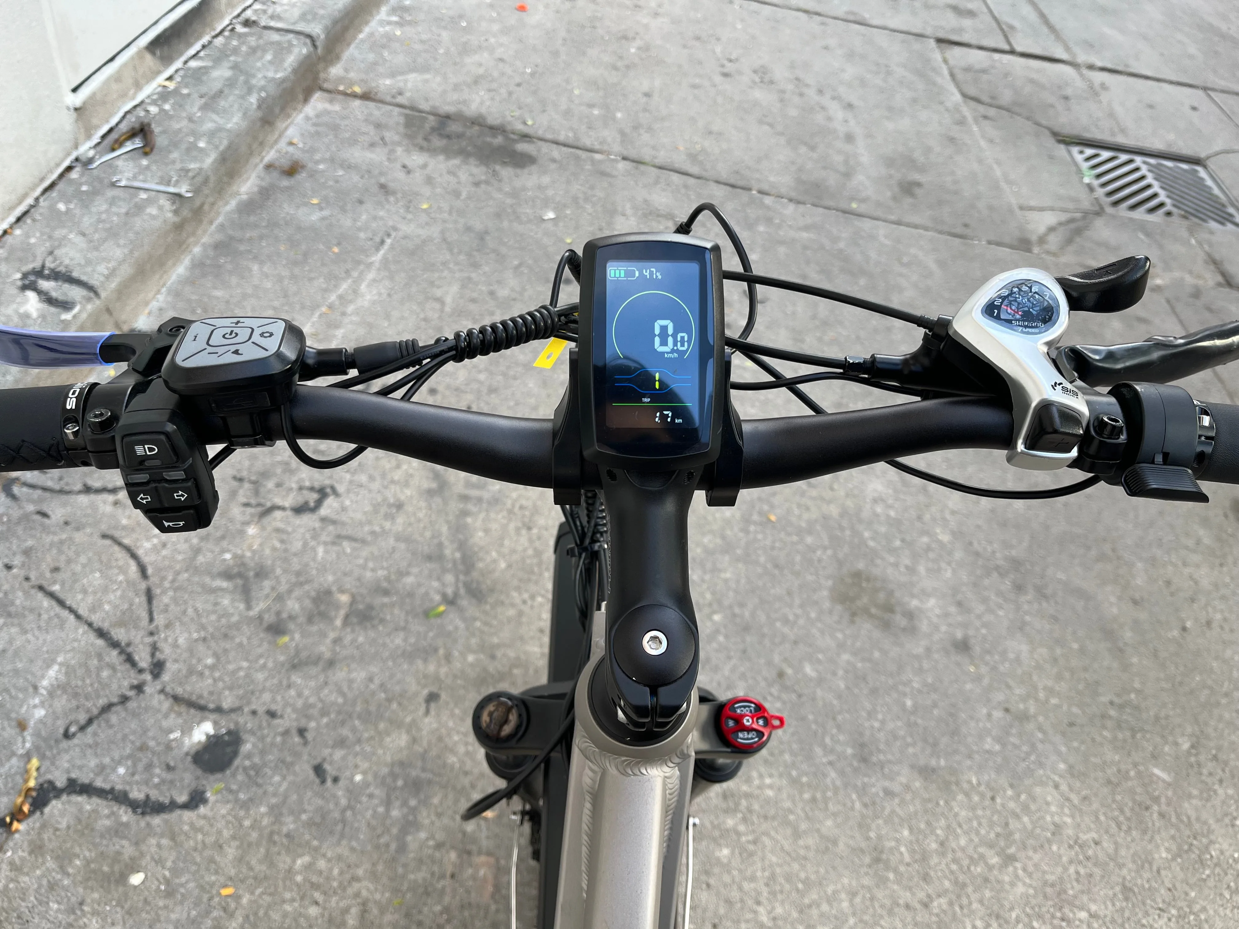 OIIOS Quanta Electric Bicycle | Showroom Demo / Full Warranty image indicator(8)