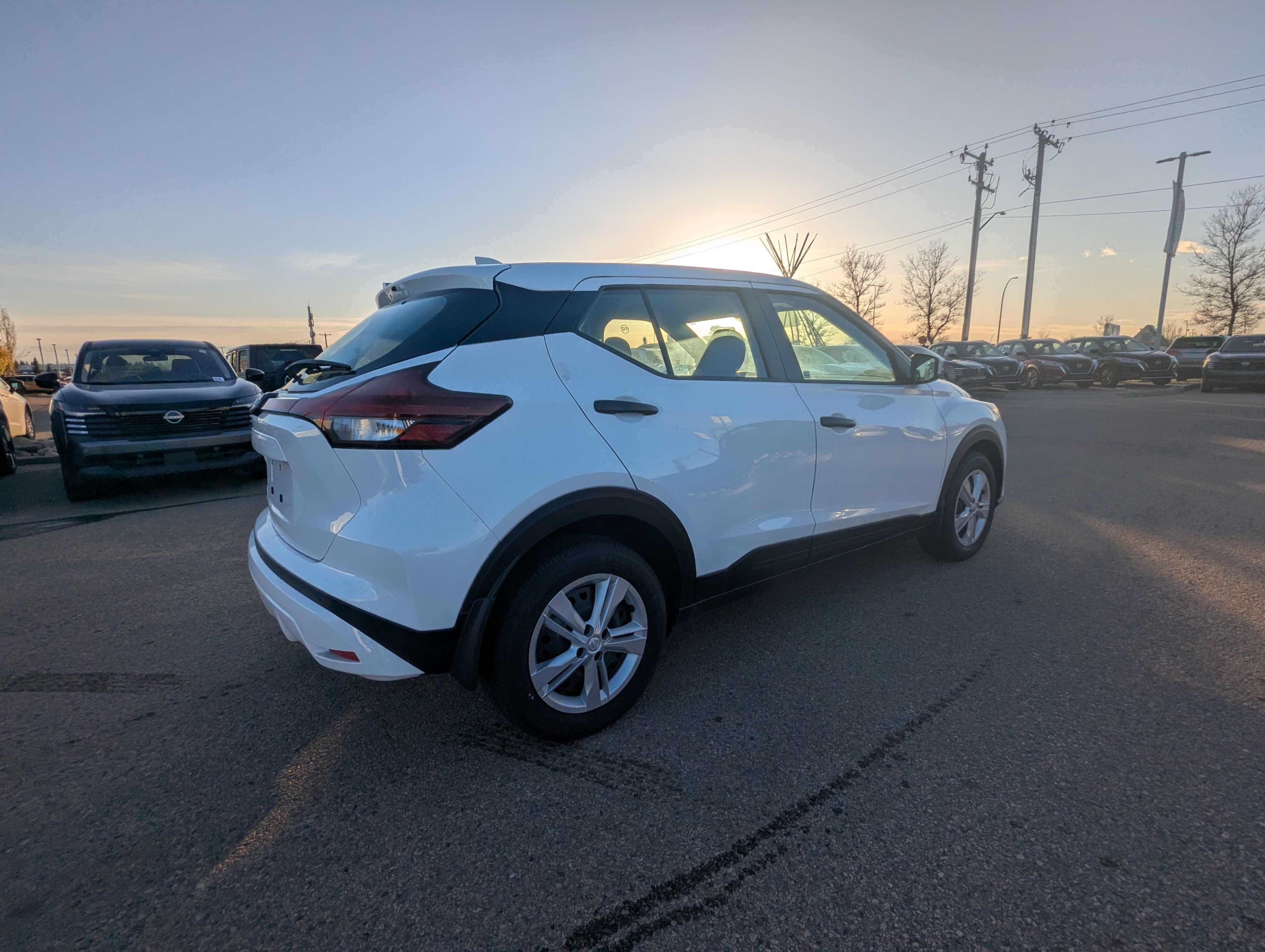 2025 Nissan Kicks Play S - photo 5