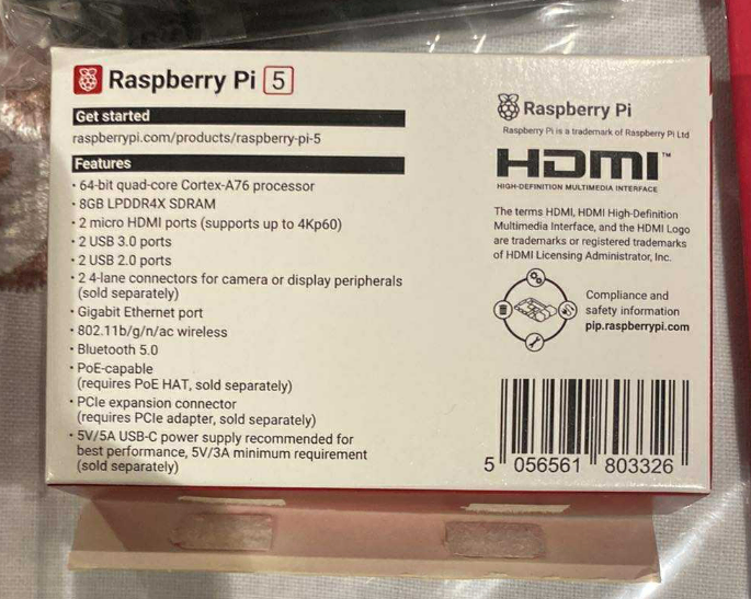 Raspberry Pi 5 Model - 8GB RAM Starter Kit 64-bit - photo 4