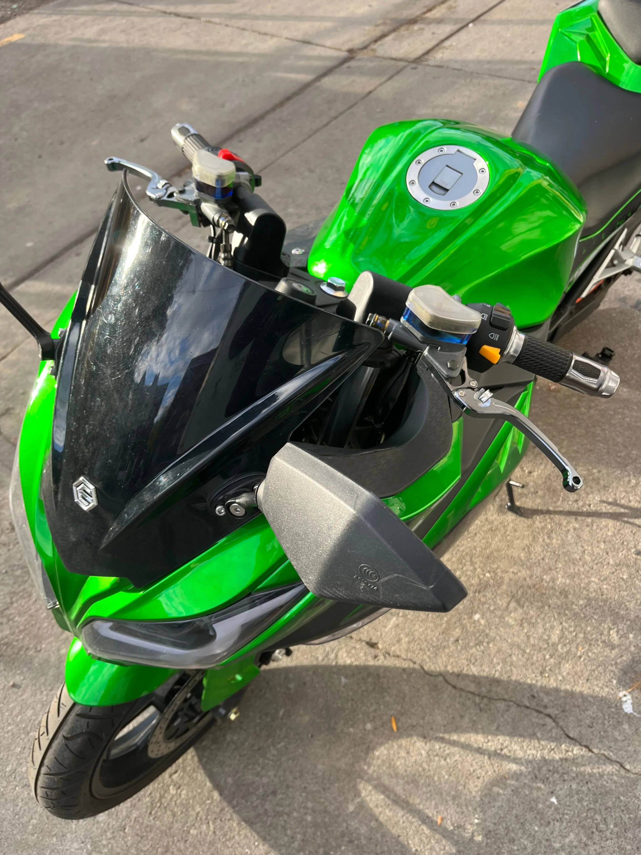 EMMO Zone Max Electric Motorcycle | Showroom Demo/Full Warranty image indicator(9)