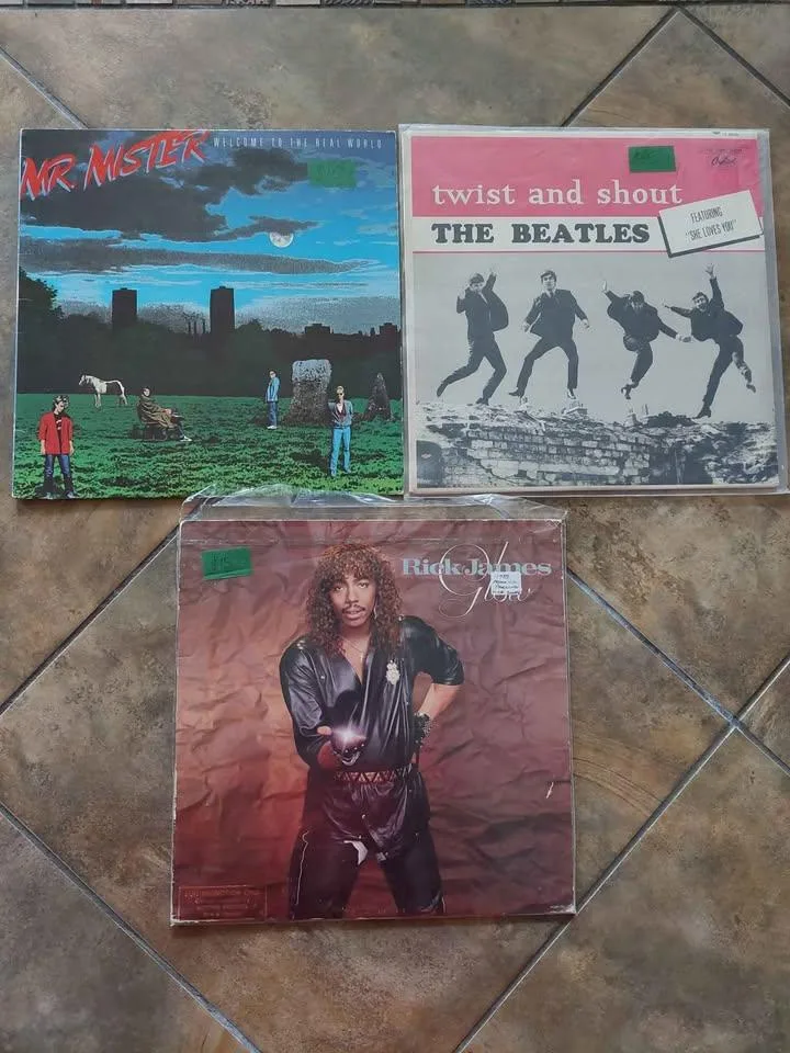 Vinyl records thumbnail