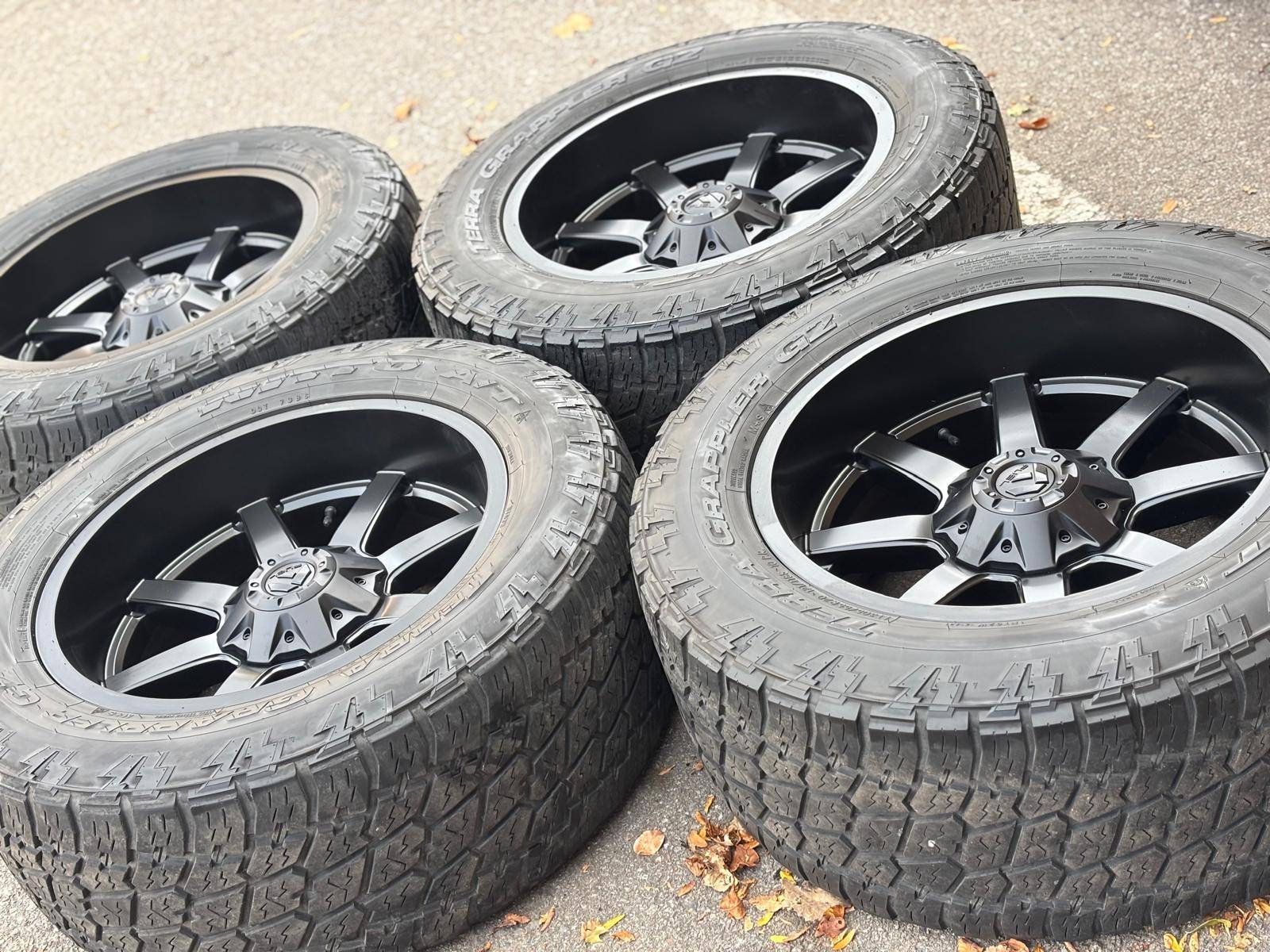 NEW 20"FUEL(6x135/6x139)+Used NITTO A/T- F150/Tahoe/Sierra/Silve - photo 3