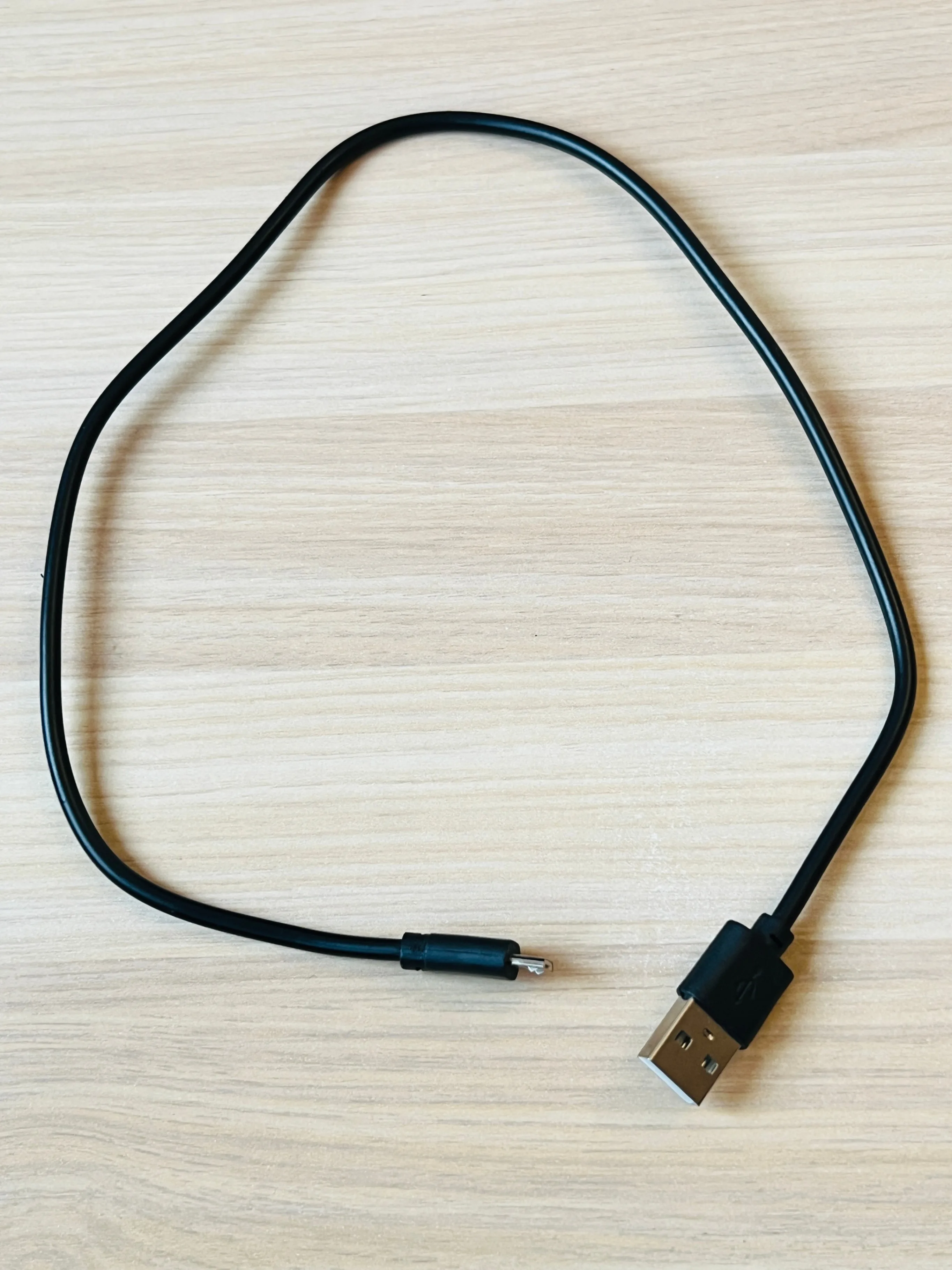 USB 2.0 to micro-b cable for charging and data transfer image indicator(4)