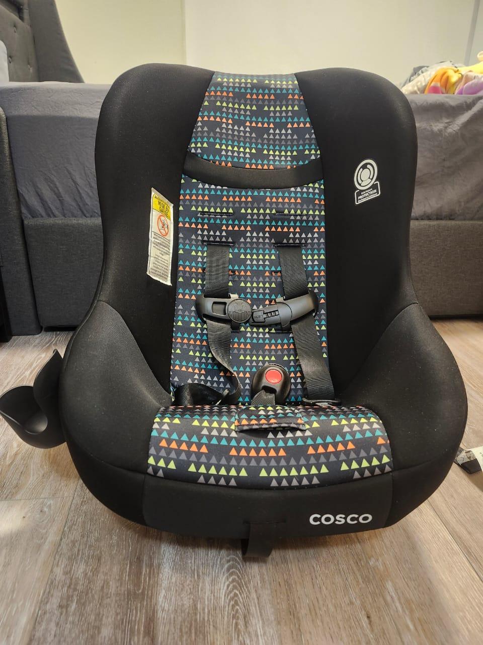 Cosco Car Seat - Black with Geometric Pattern - photo 3