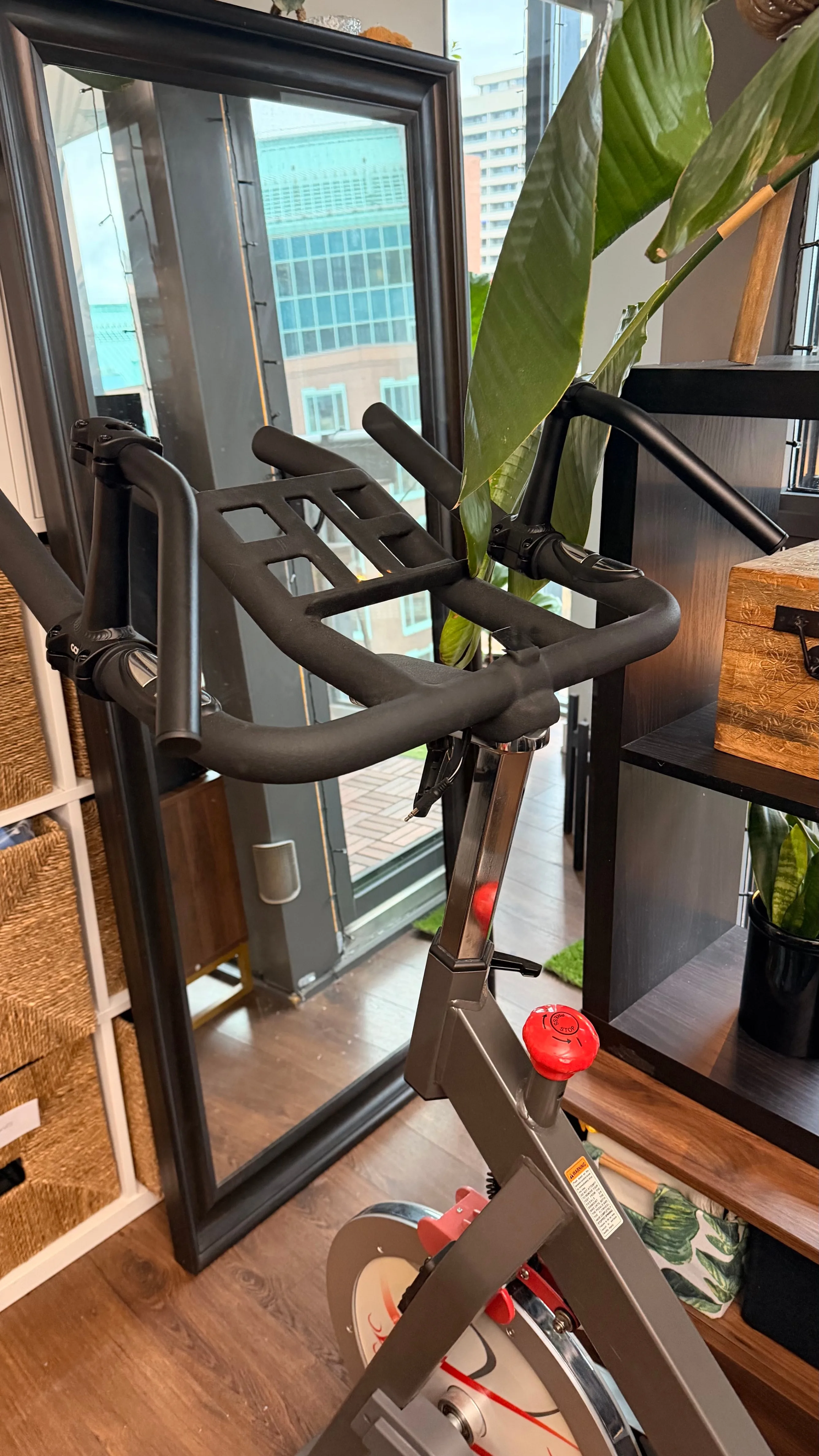 Exercise bike with wheels image indicator(3)