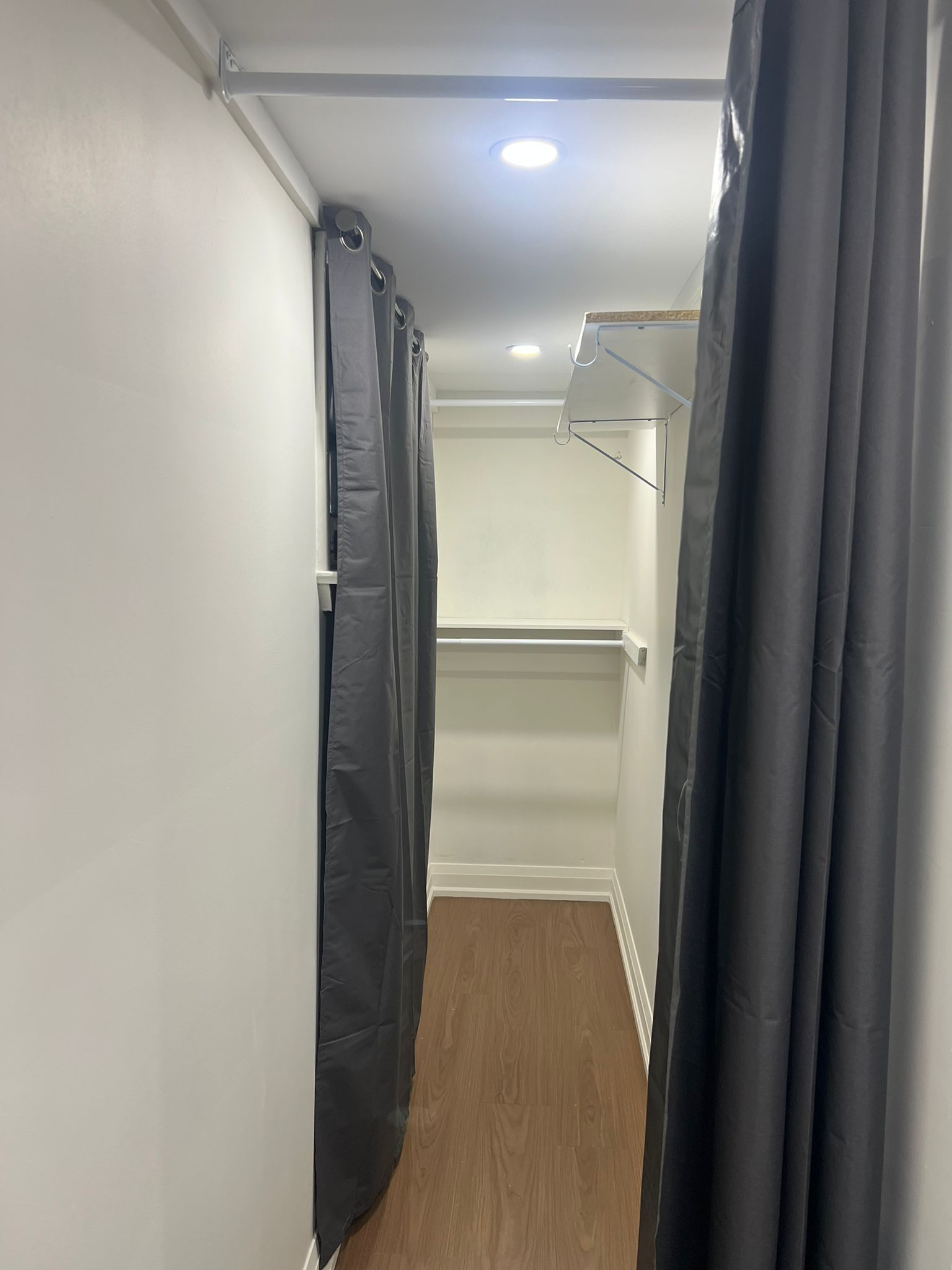 Room For Rent - photo 5