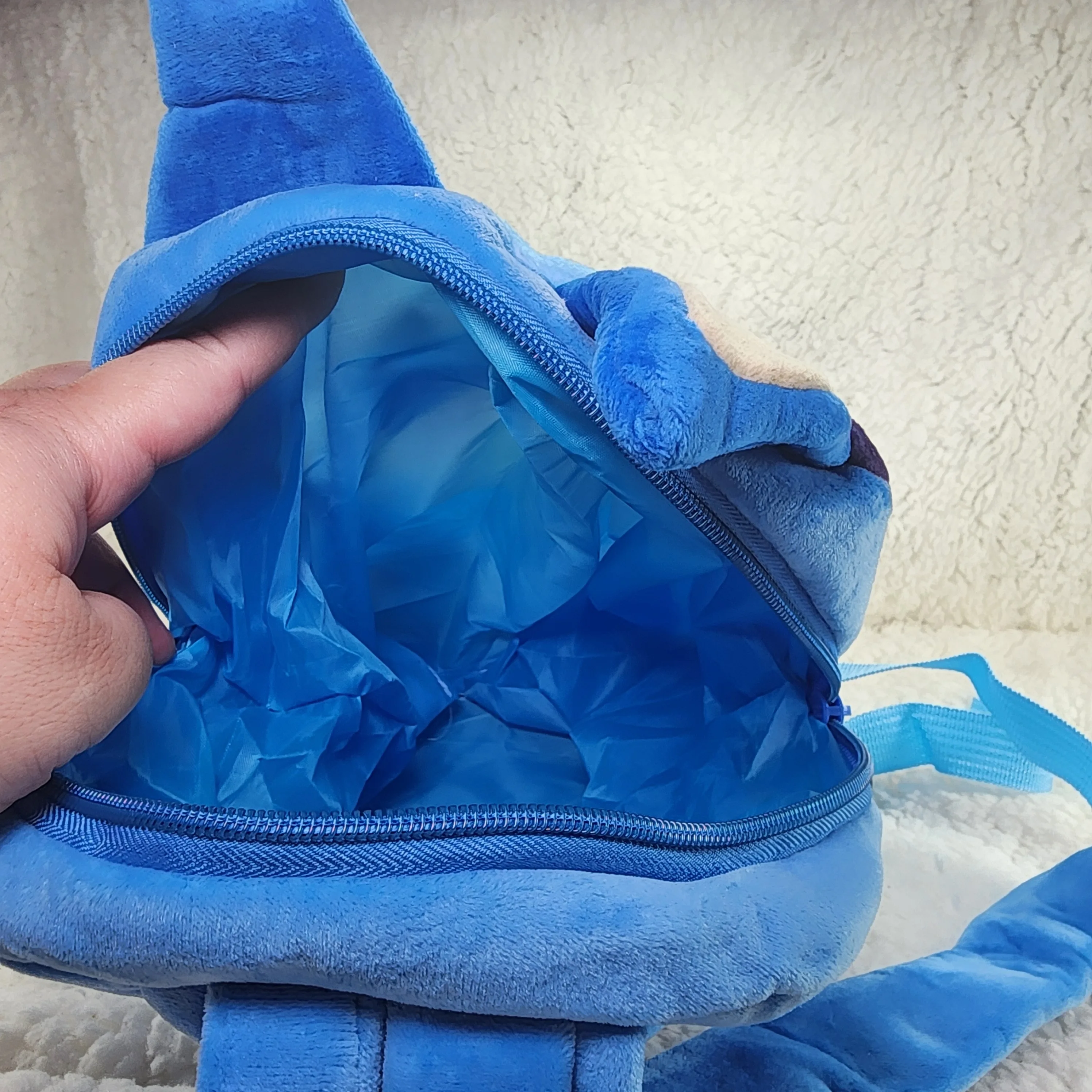 Bluey Children's Small Plush Backpack image indicator(10)