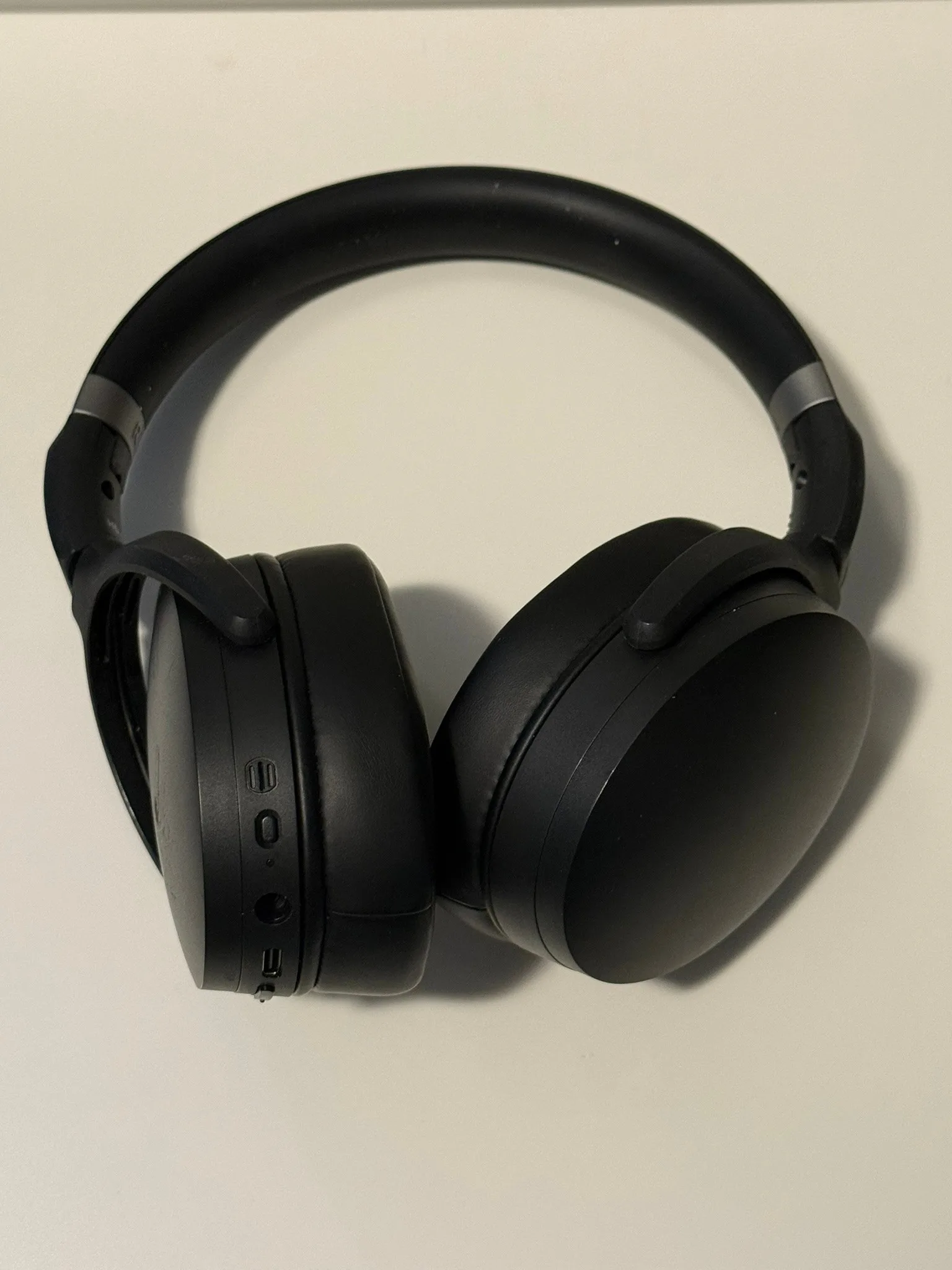 Sennheiser HD 450BT Wireless Headphones image indicator(2)