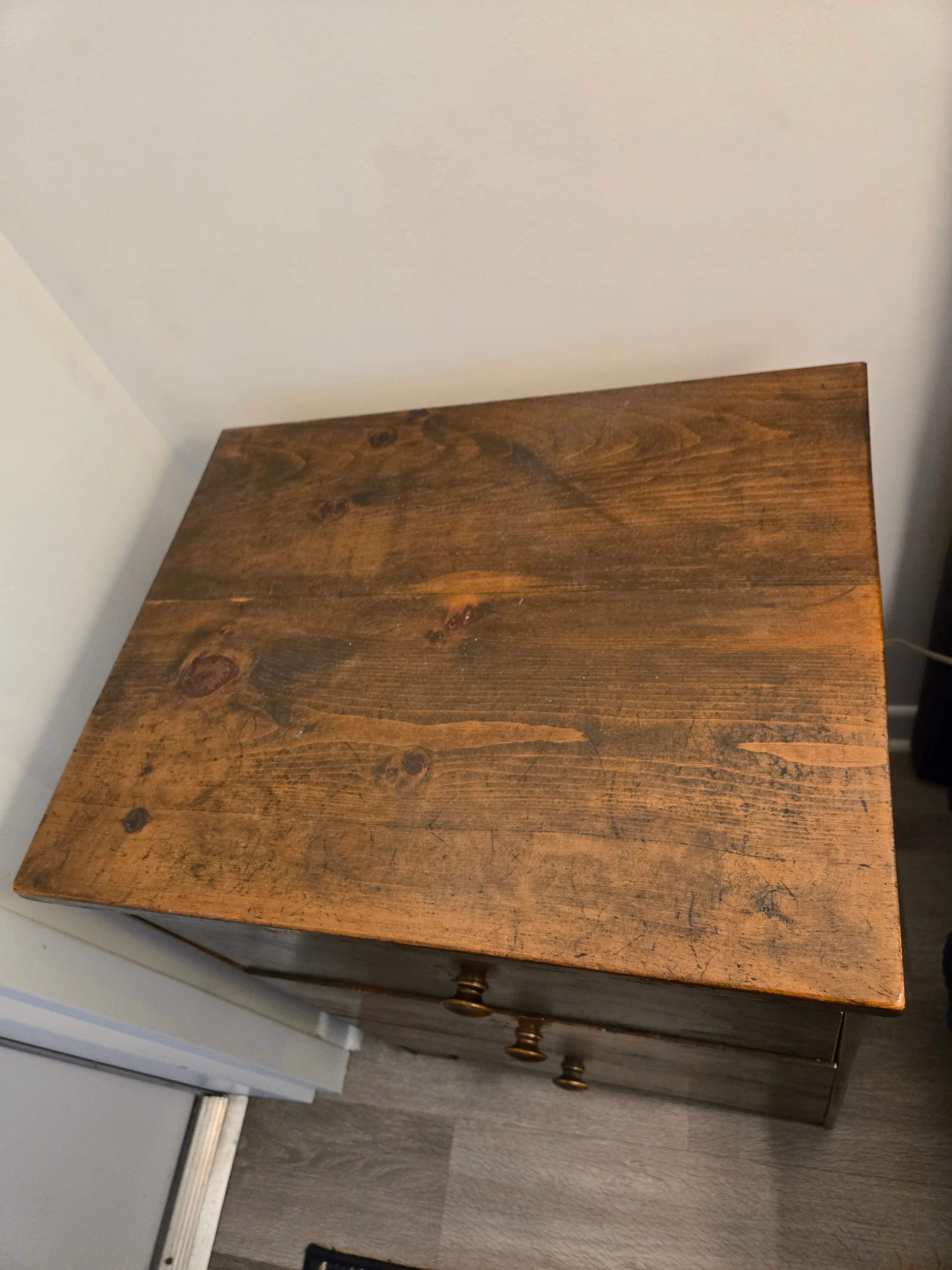 Set of 2 Vintage-Style Bedside Tables – Dark Wood, 3 Drawers image indicator(2)