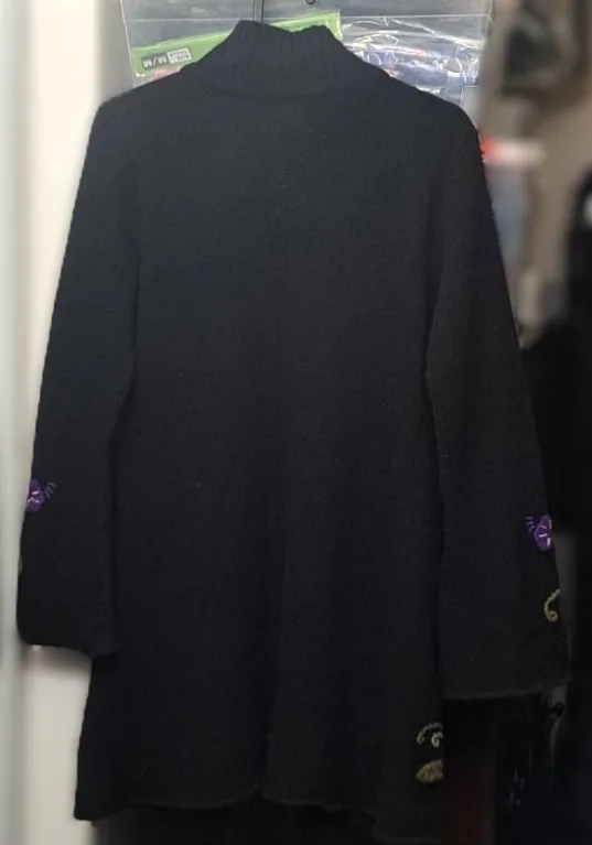 Above the Knee Cardigan Sweater with Embroidered Floral Accents image indicator(3)