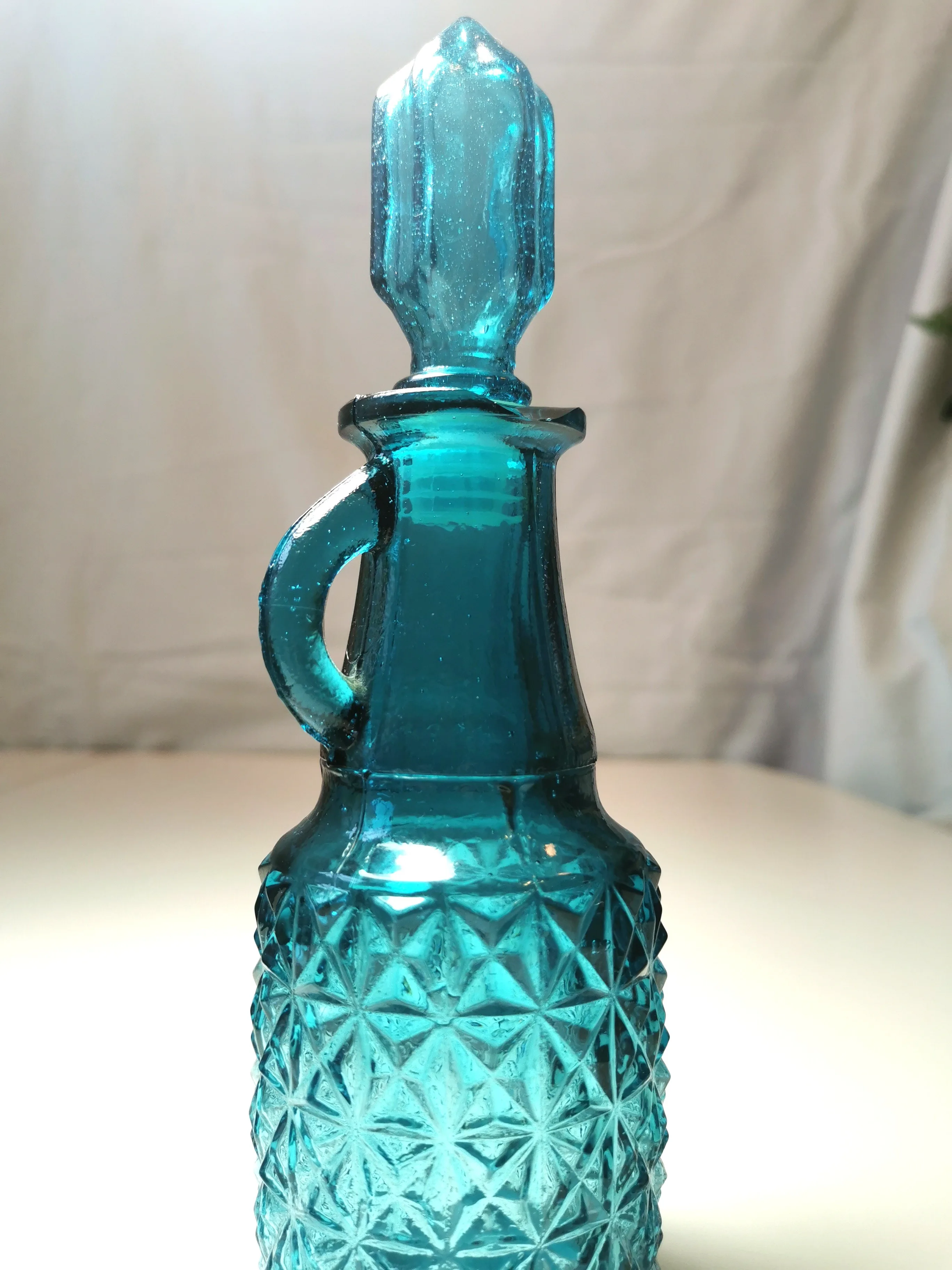 Blue Glass Cruet Vintage Diamond Pattern image indicator(7)