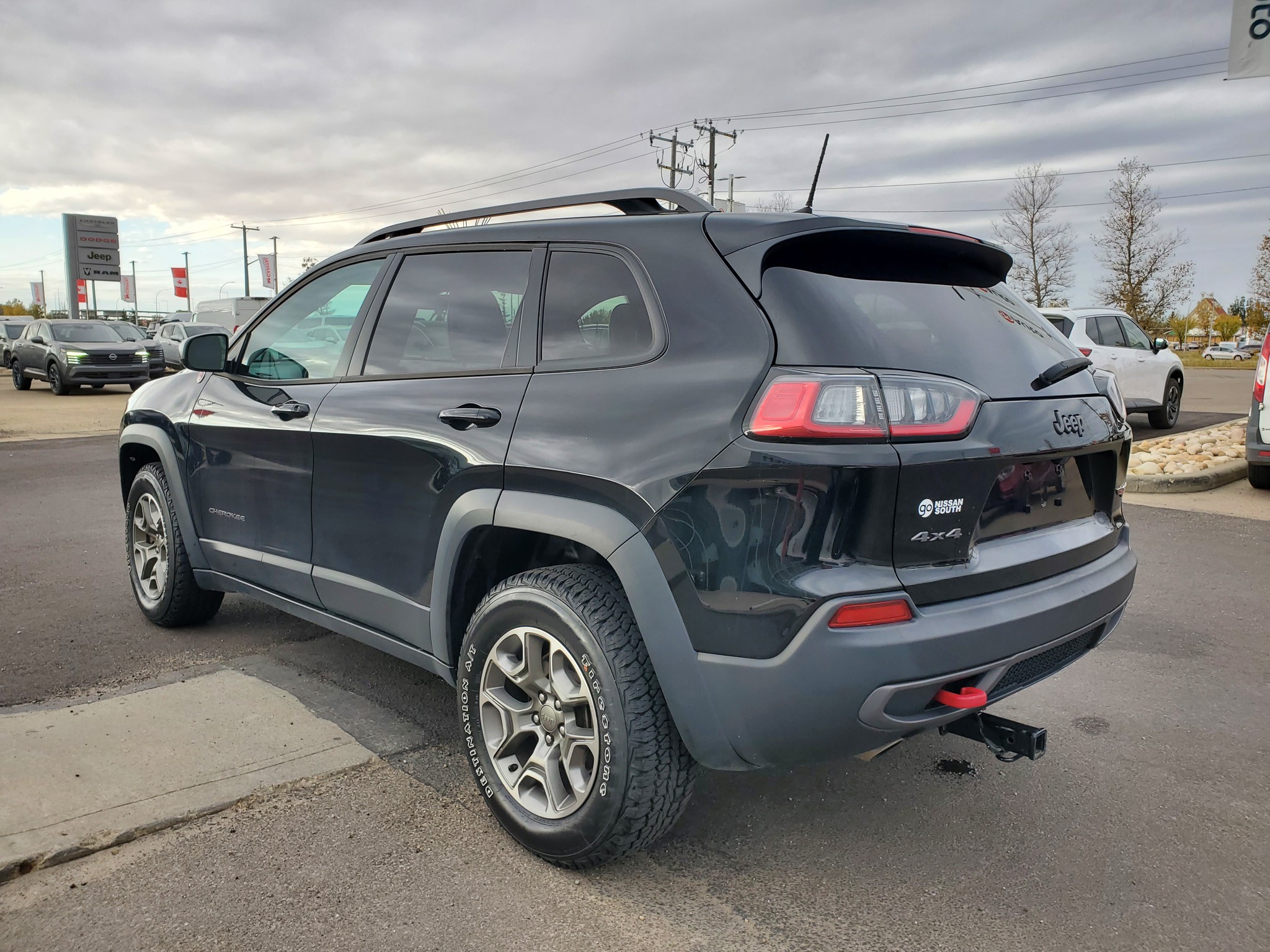 2020 Jeep Cherokee Trailhawk - photo 5