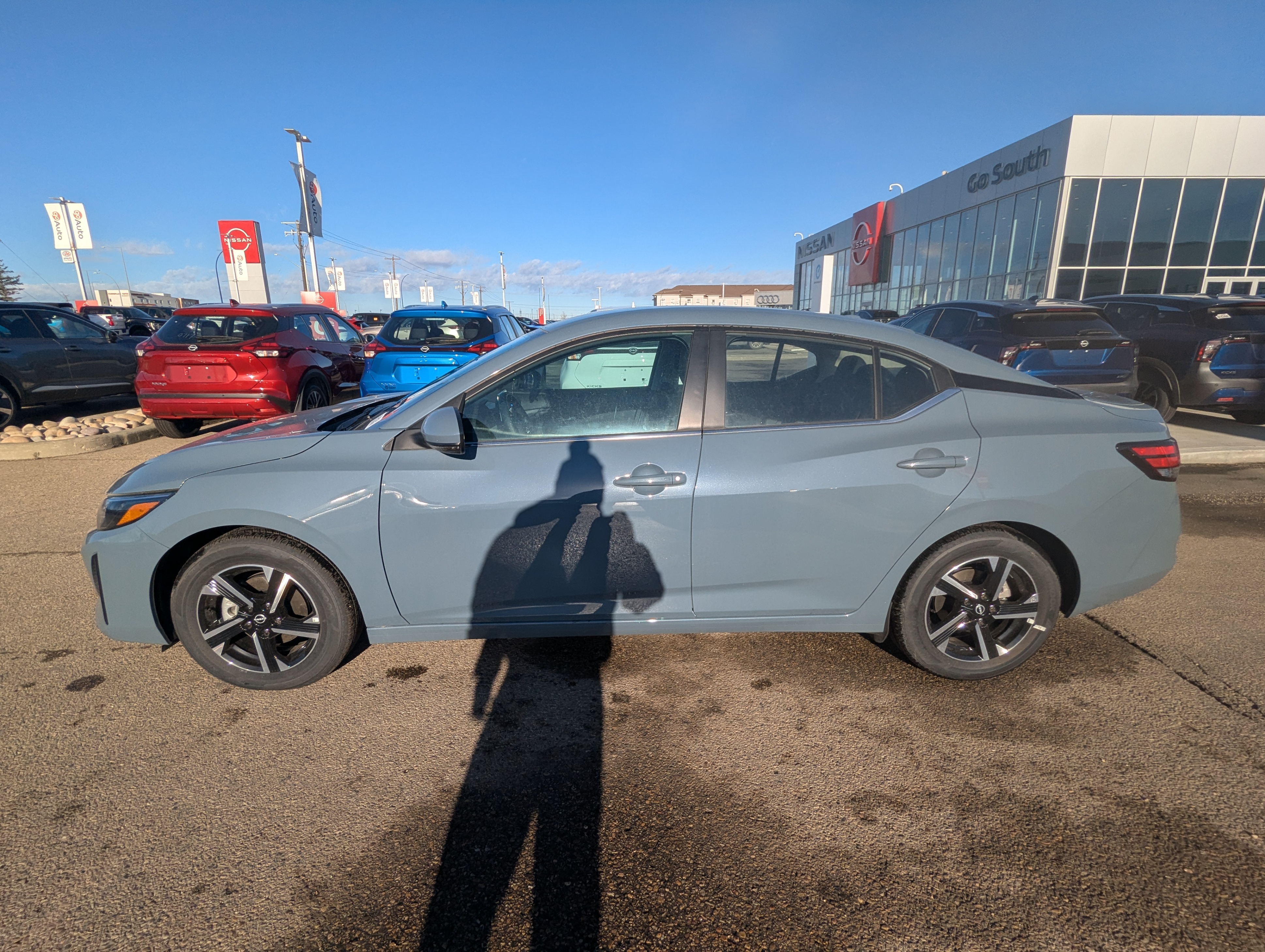 2025 Nissan Sentra SV - photo 2