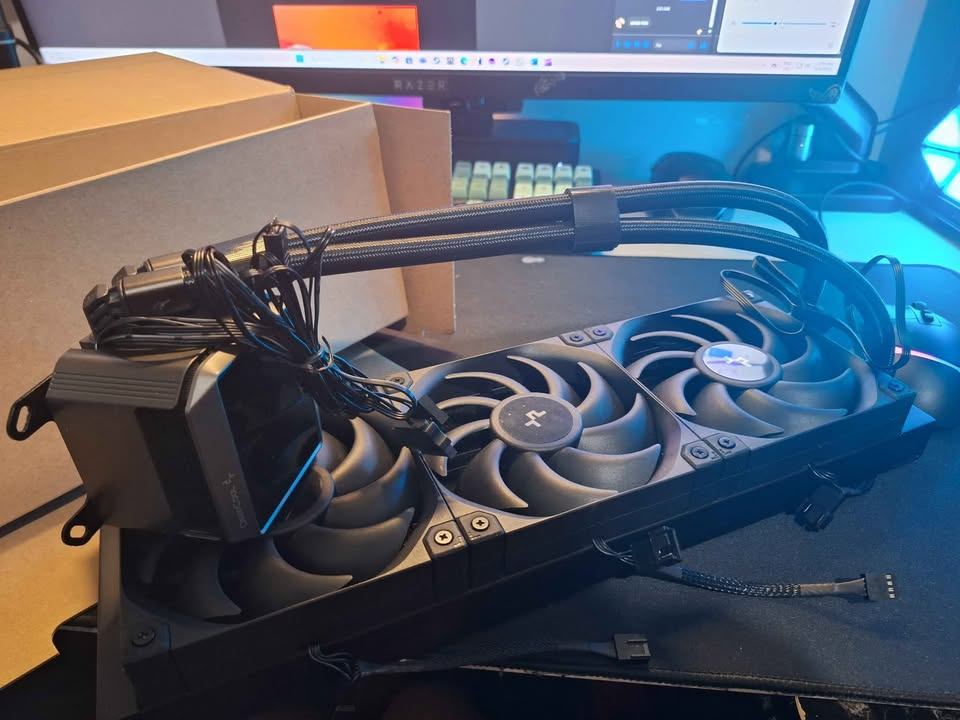 DeepCool Mystique 360 LCD Liquid cooler 360mm 5th Gen Pump AIO - photo 3