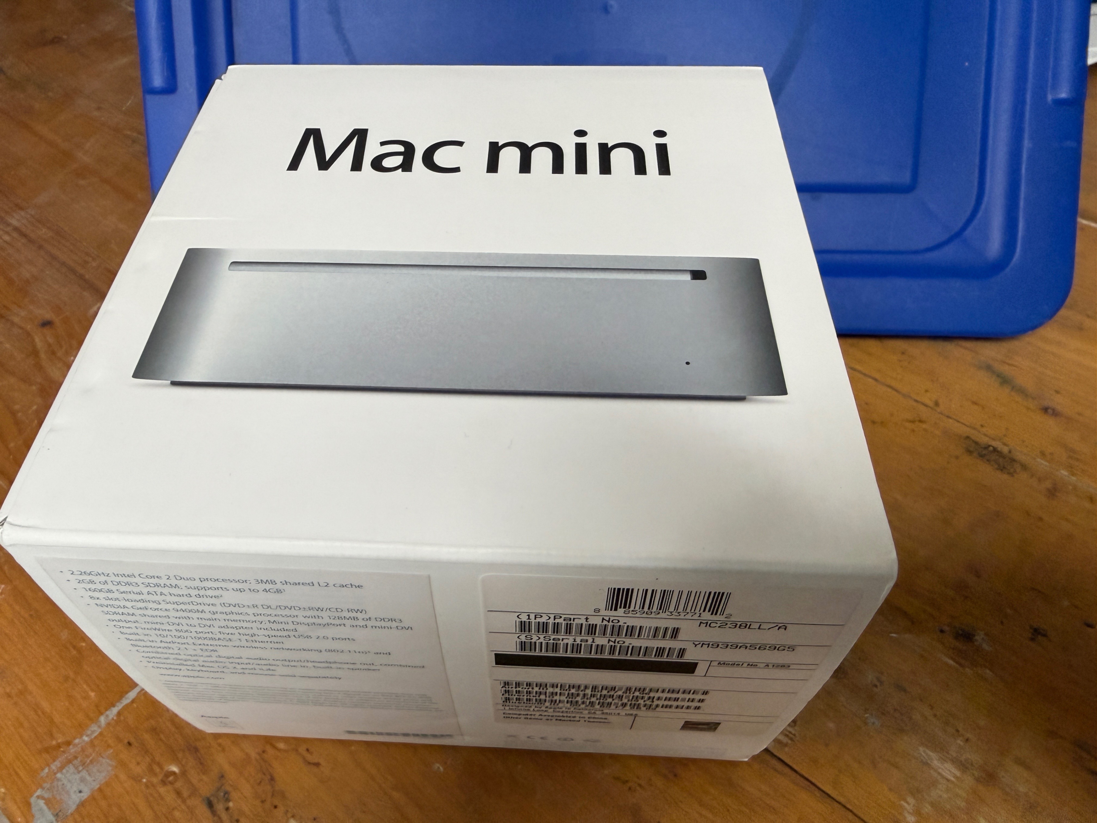 Apple Mac Mini - Like New! - photo 2