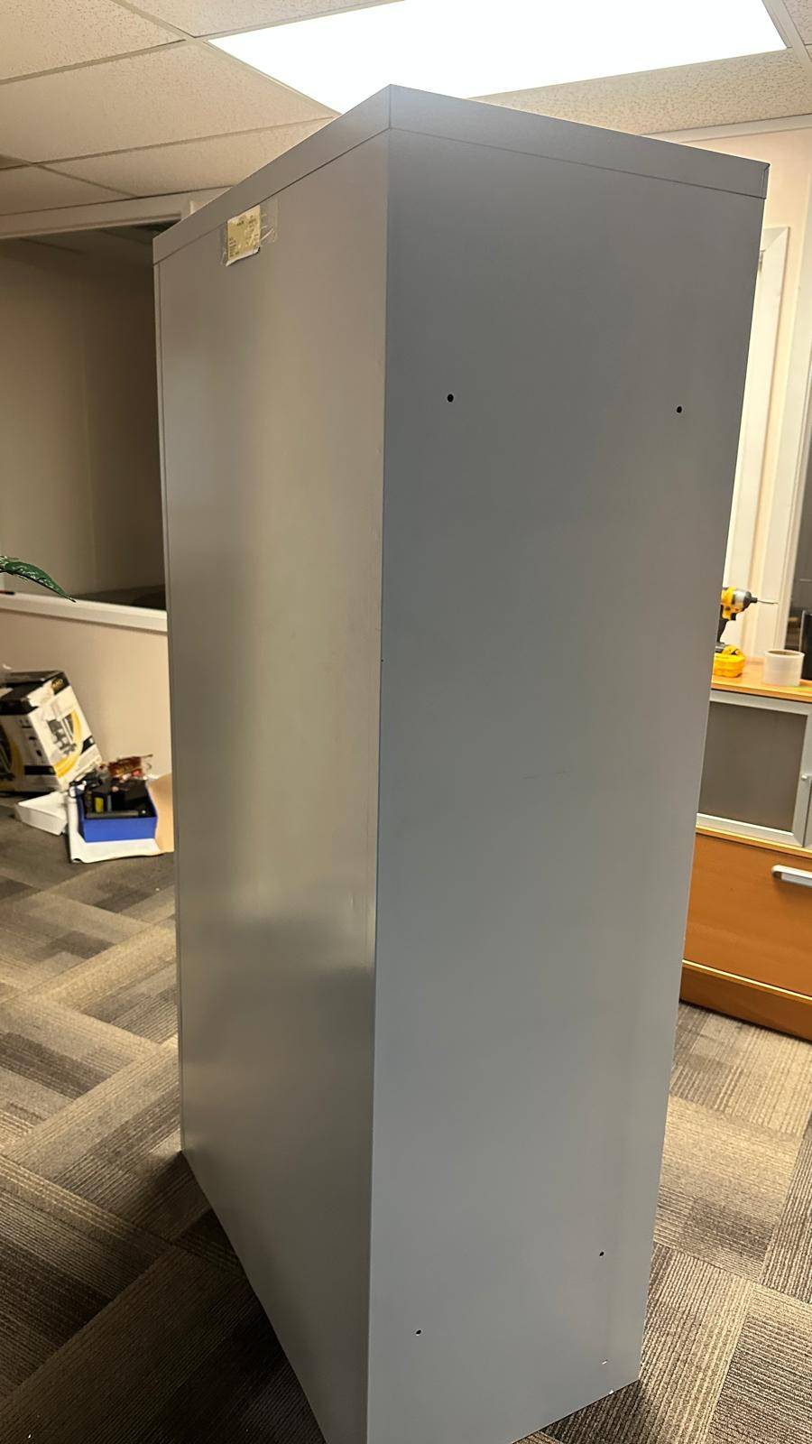 MOVING!!! Metal Storage Cabinet with Lock and key – Office - photo 4