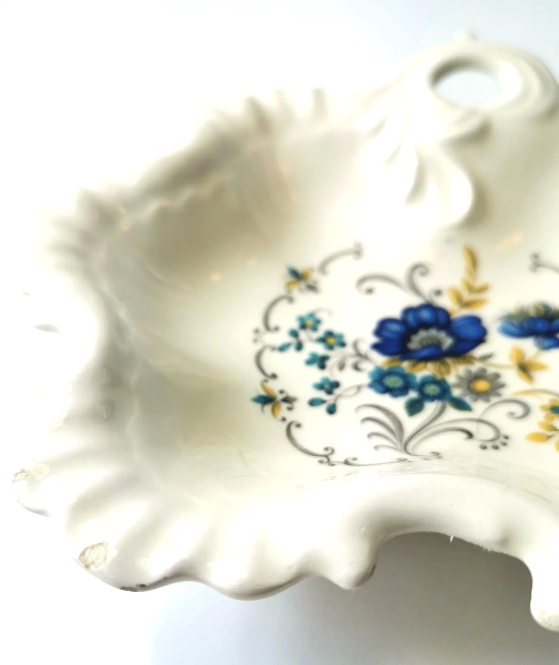 Candy Dish Limoge France Botanical Vintage Porcelain image indicator(5)