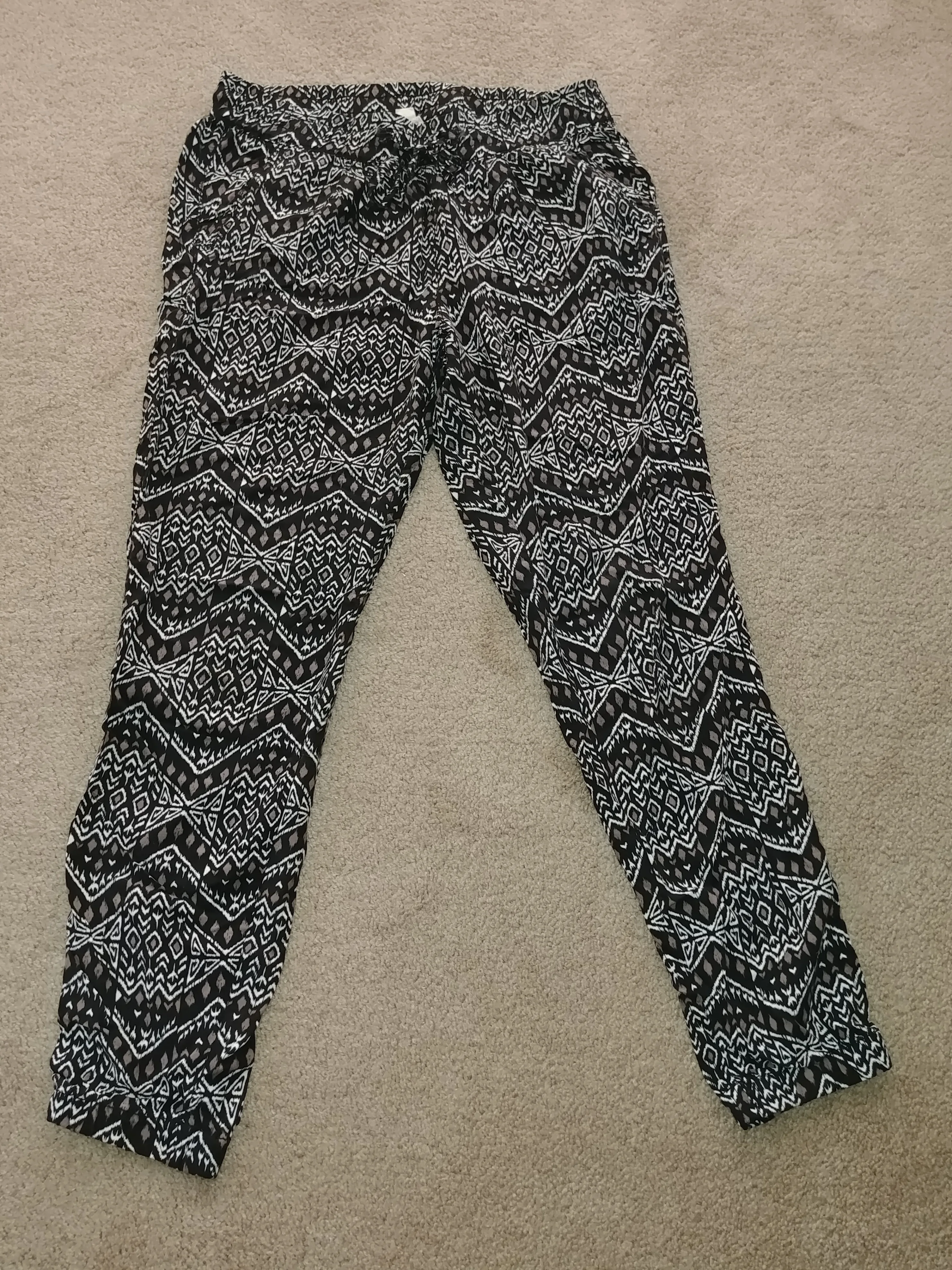 Garage Items, Cotton Shirt & Jogger,Small #cleanout image indicator(5)