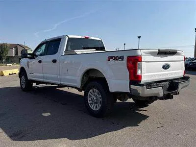 2019 Ford F-350 Super Duty XLT image indicator(3)
