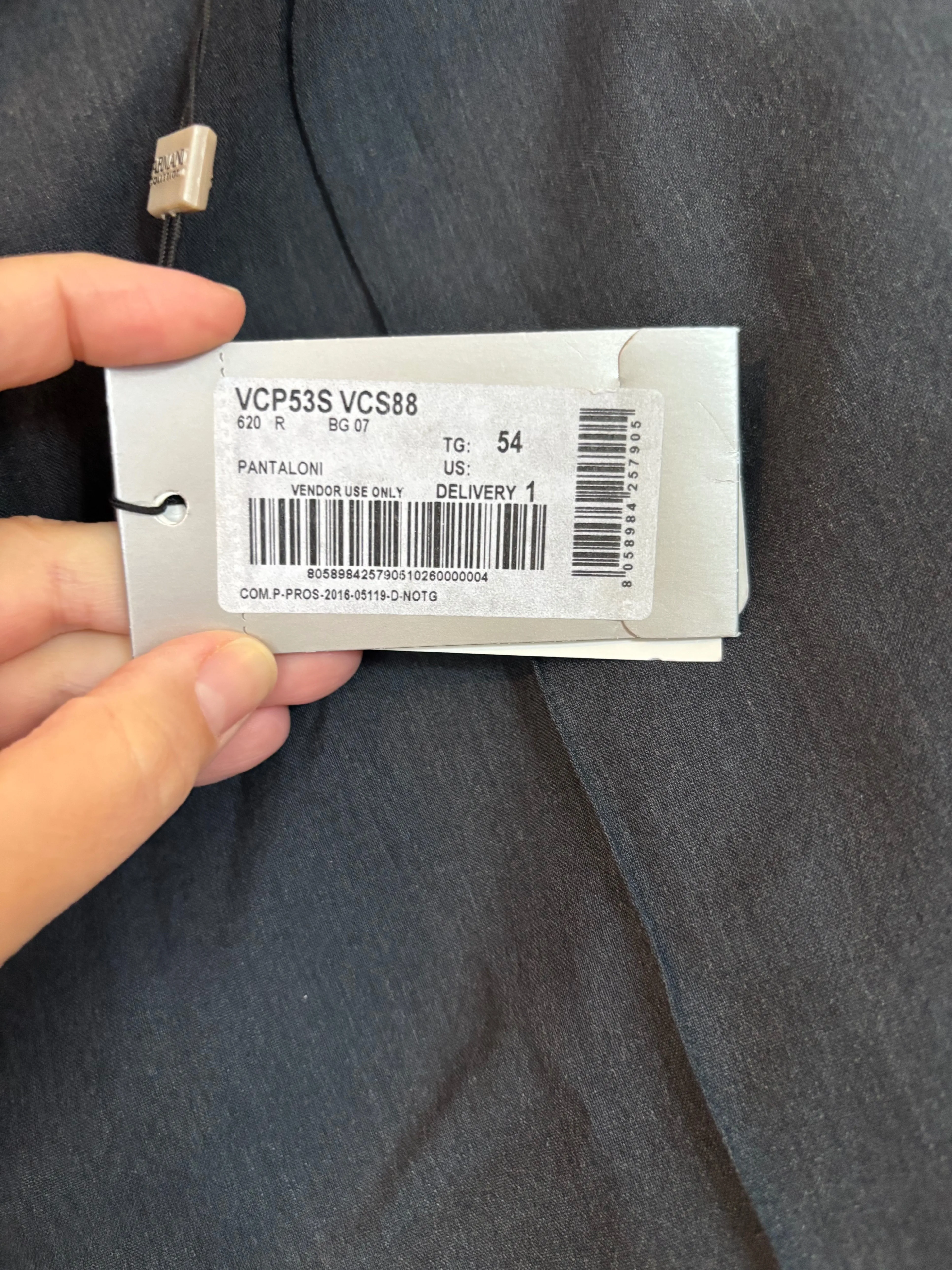 NWT Armani Collezioni Men’s Pants – Size 54 (EU)/ 38 US image indicator(3)