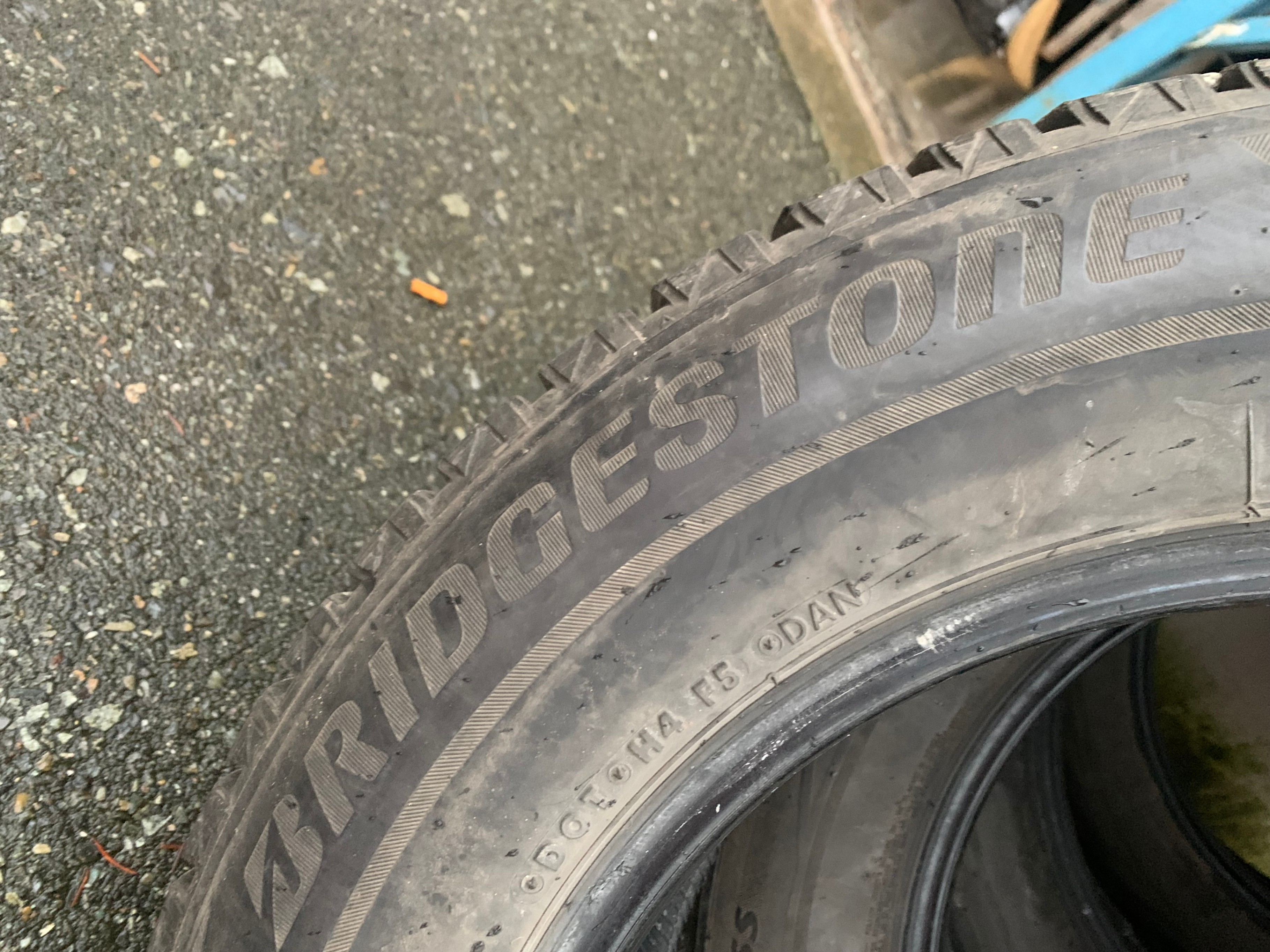SET of 225/65/17 M+S 102H Bridgestone Blizzak WS80 snow tires - photo 5