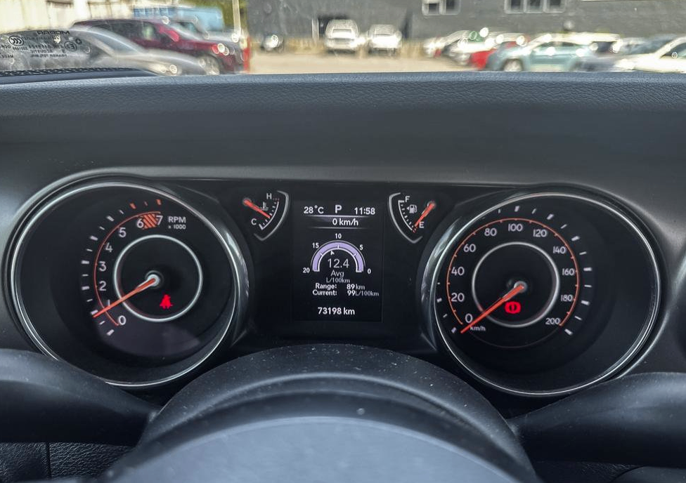 2018 Jeep Wrangler - photo 4