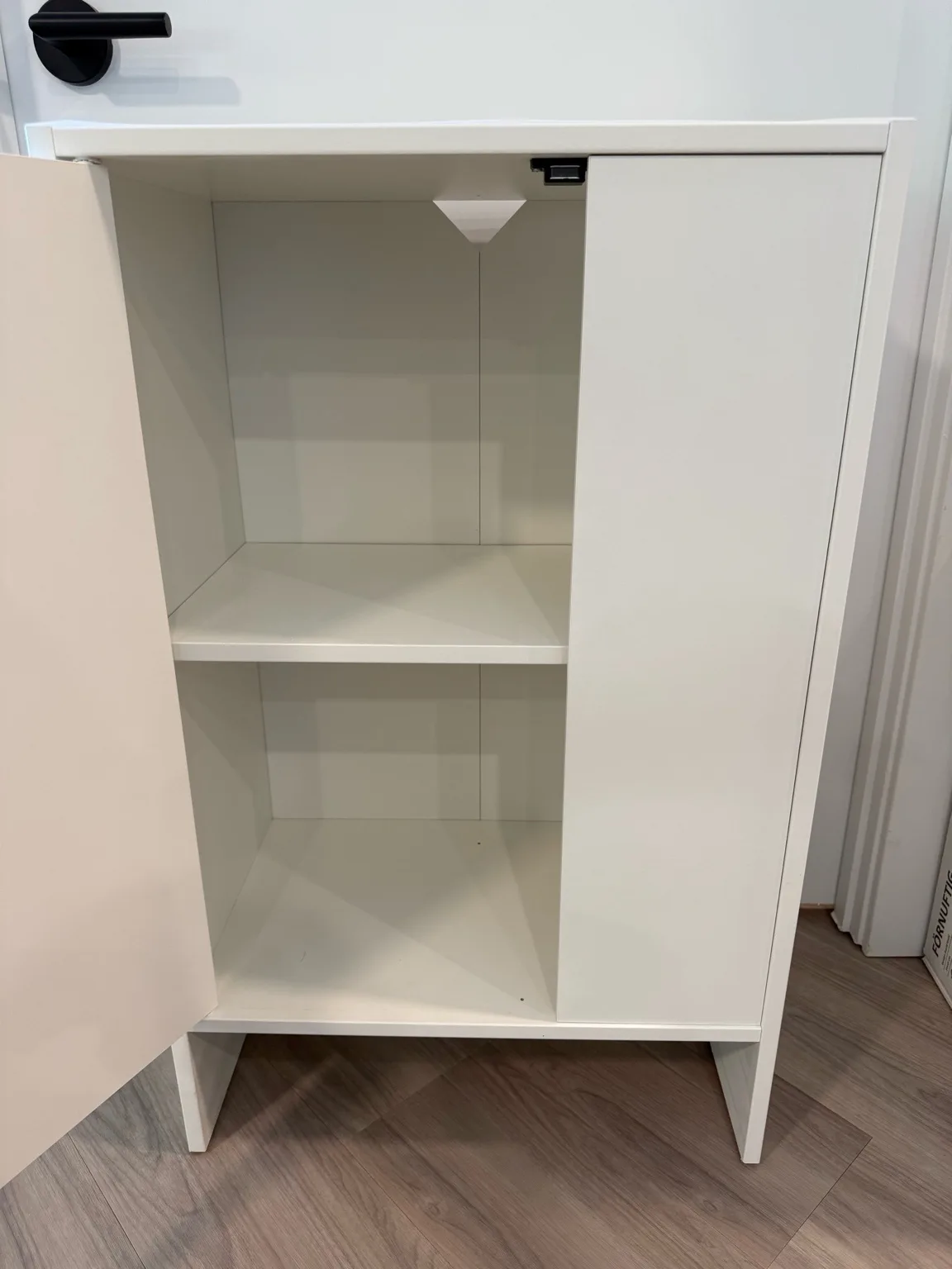 White Storage Cabinet with Shelves – Great Condition