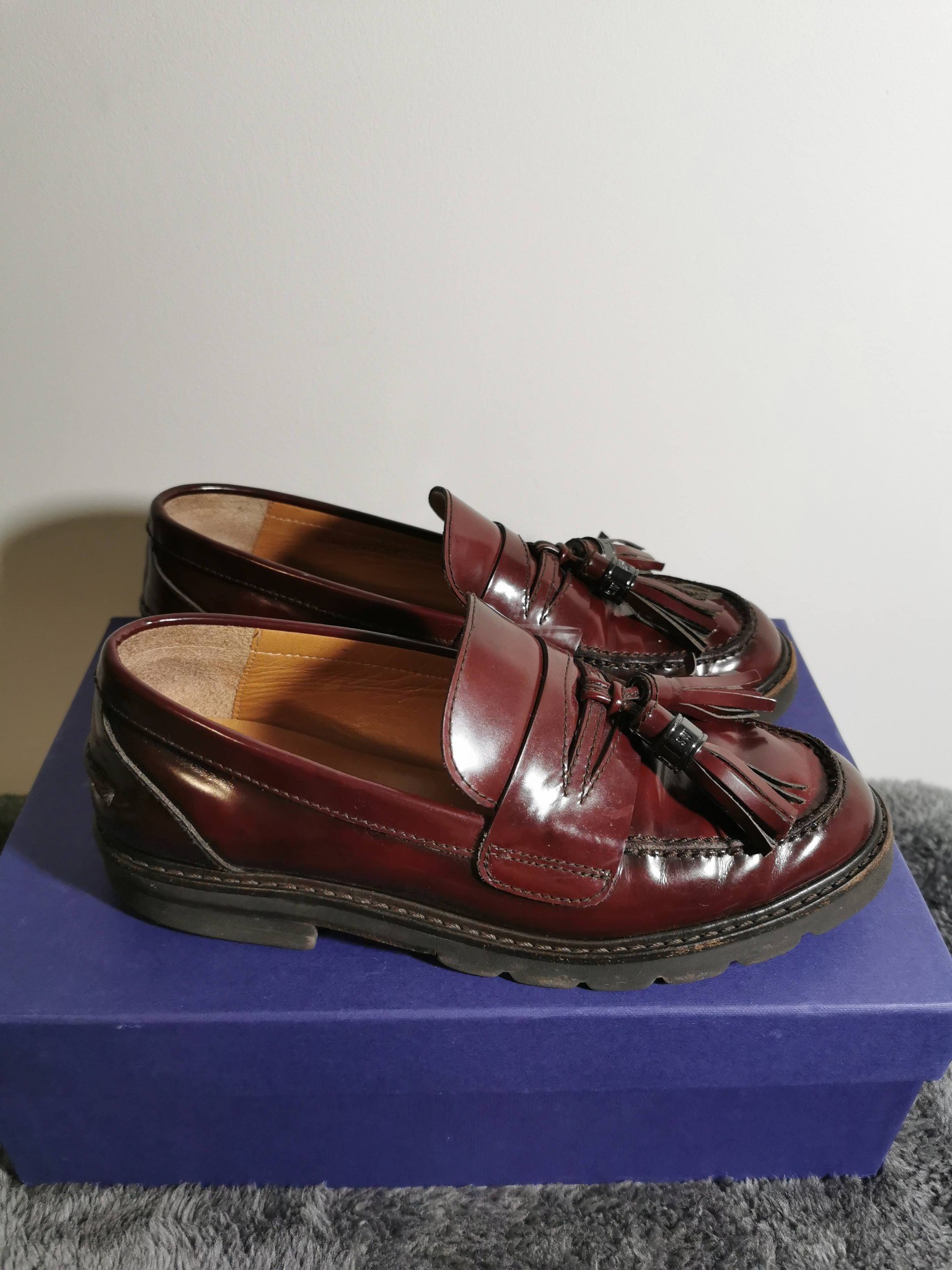 Stuart Weitzman Manila Tassel Loafers - Size 5M - photo 3
