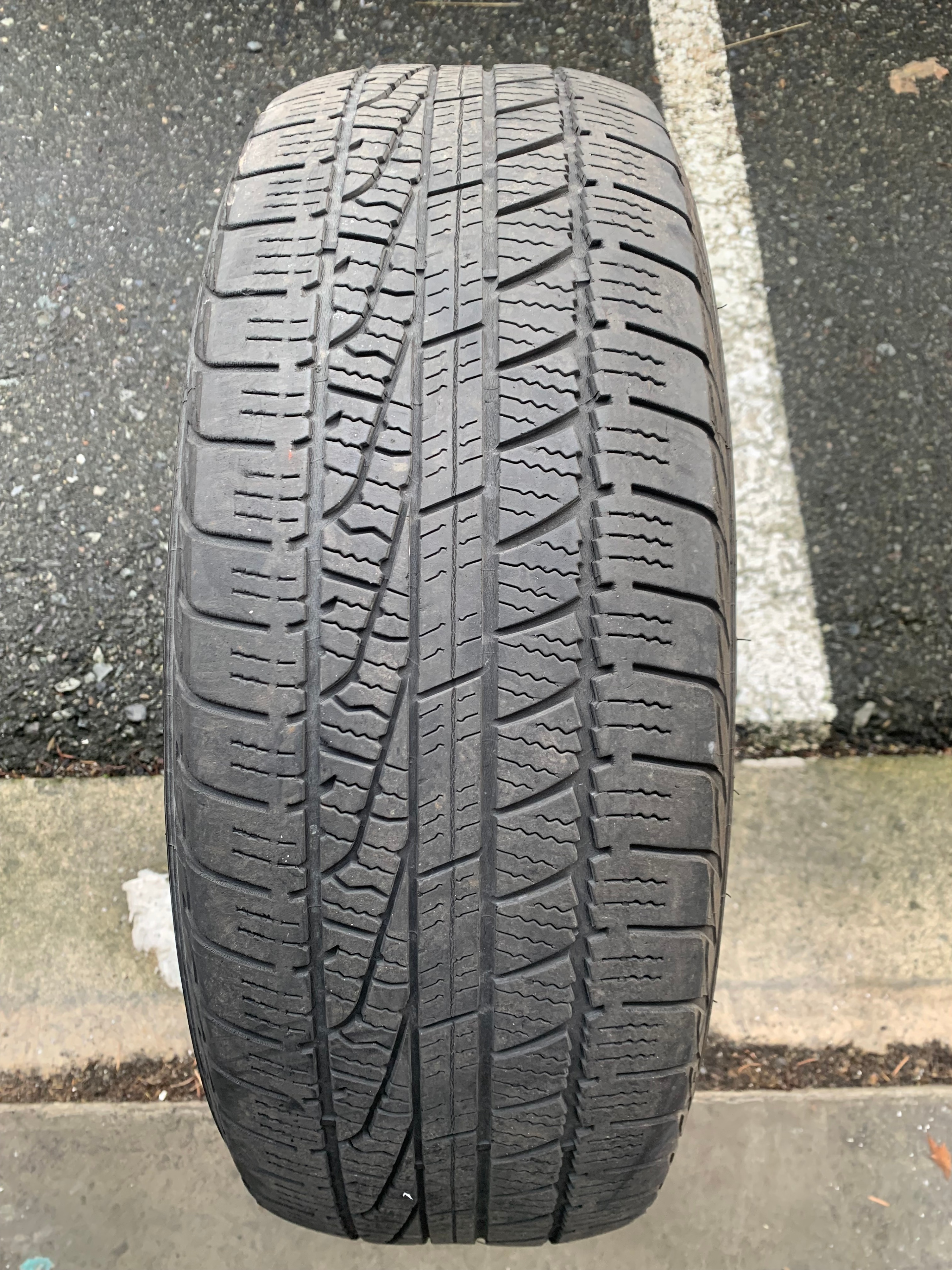 1 x single 205/65/16 95H M+S Goodyear Assurance weather ready