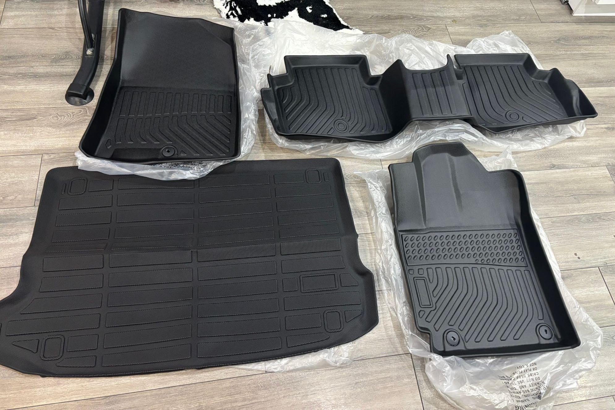 NEW Hyundai Kona Floor mats & Cargo Liner 2018-2023 - photo 2