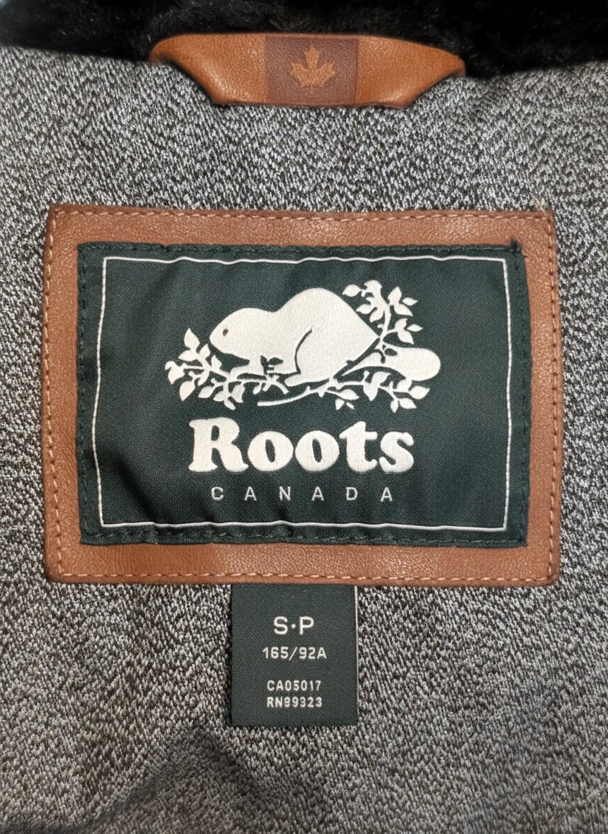 ROOTS Mens Down Hooded Insulated Winter Jacket (S but fits M) image indicator(10)