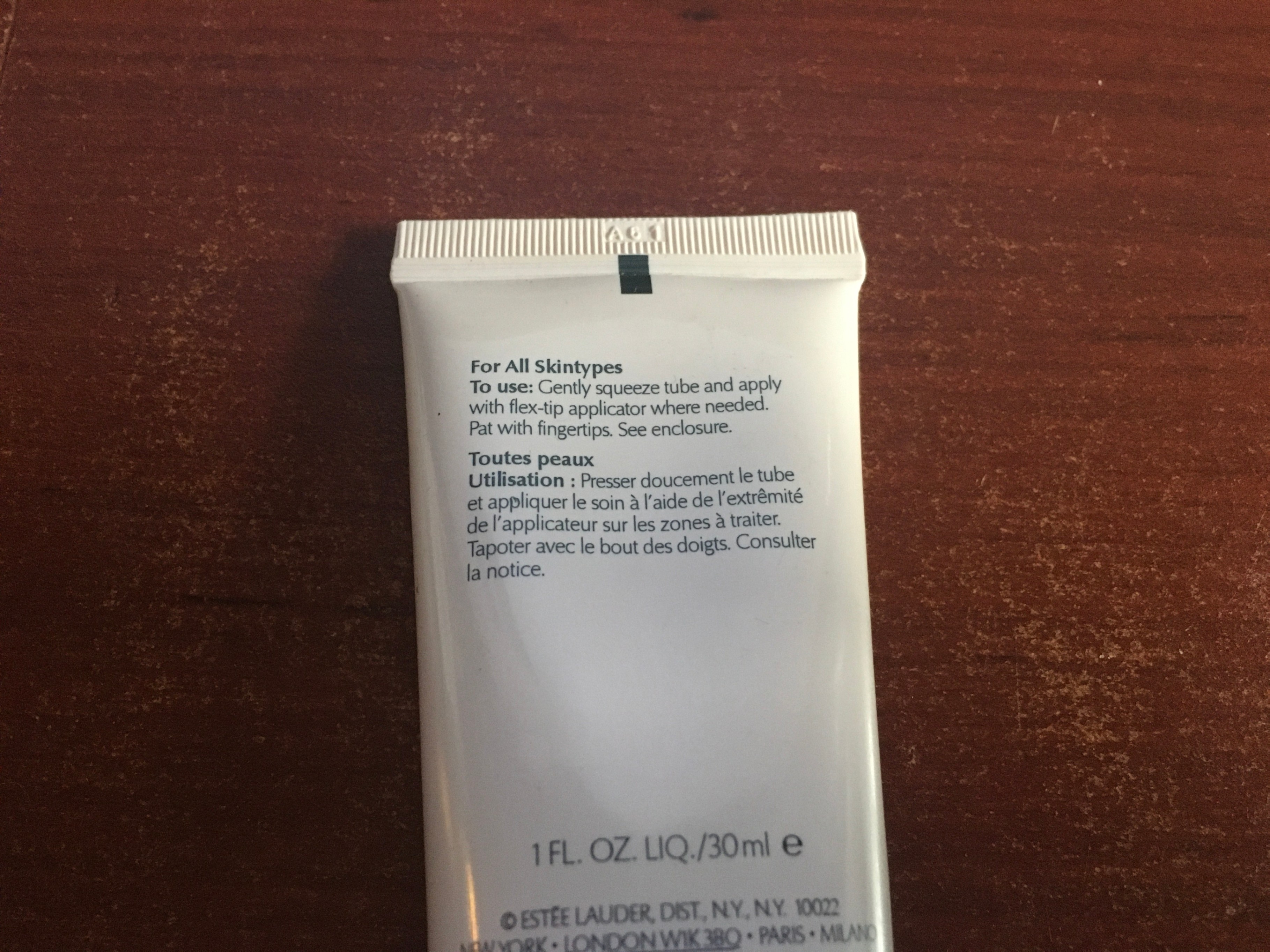 Estee Lauder Resilience Lift Instant Action Lift Treatment - photo 4