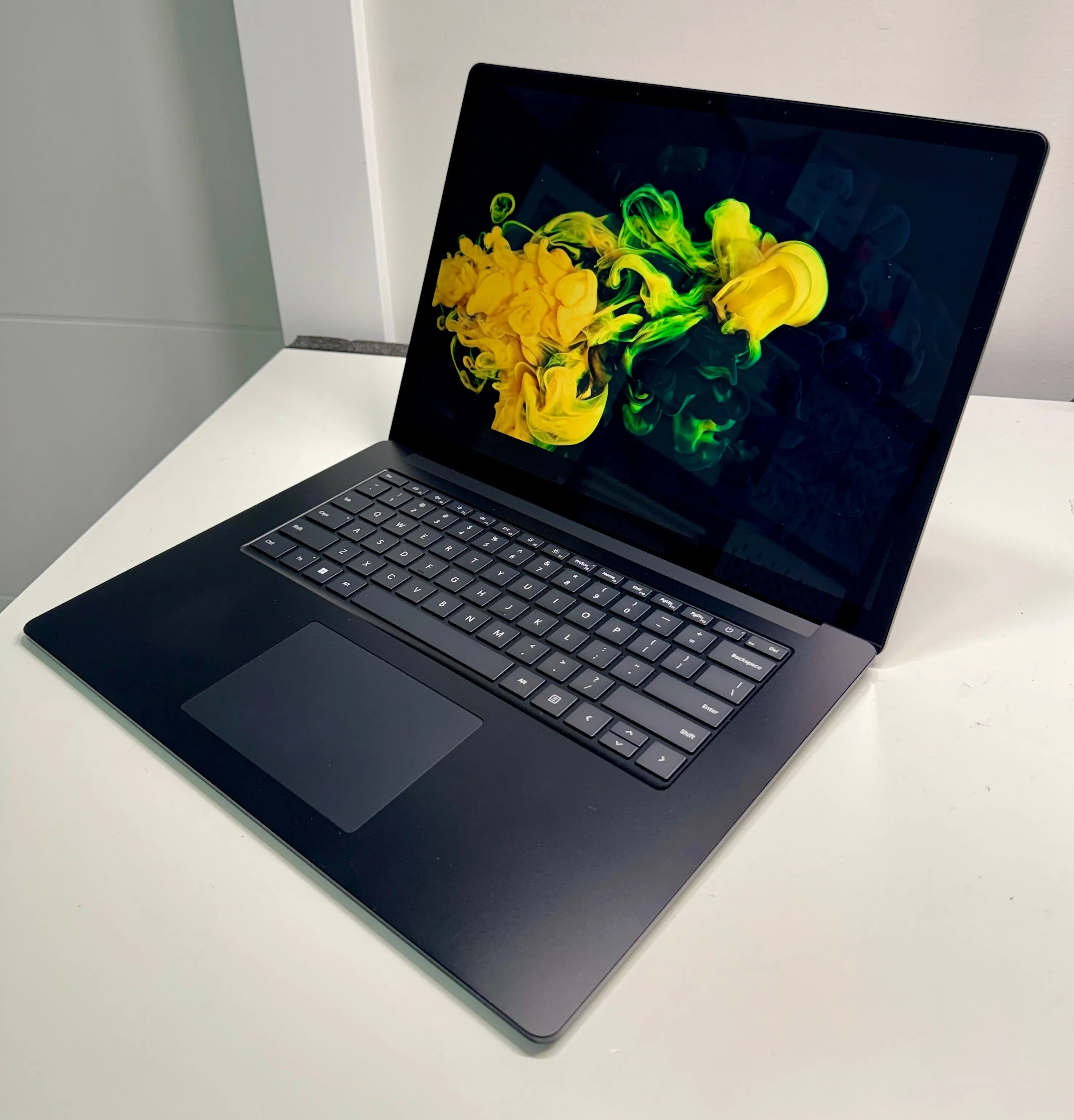 MS Surface Laptop 5 Touchscreen / i7-1265U / 16GB RAM / 512GB