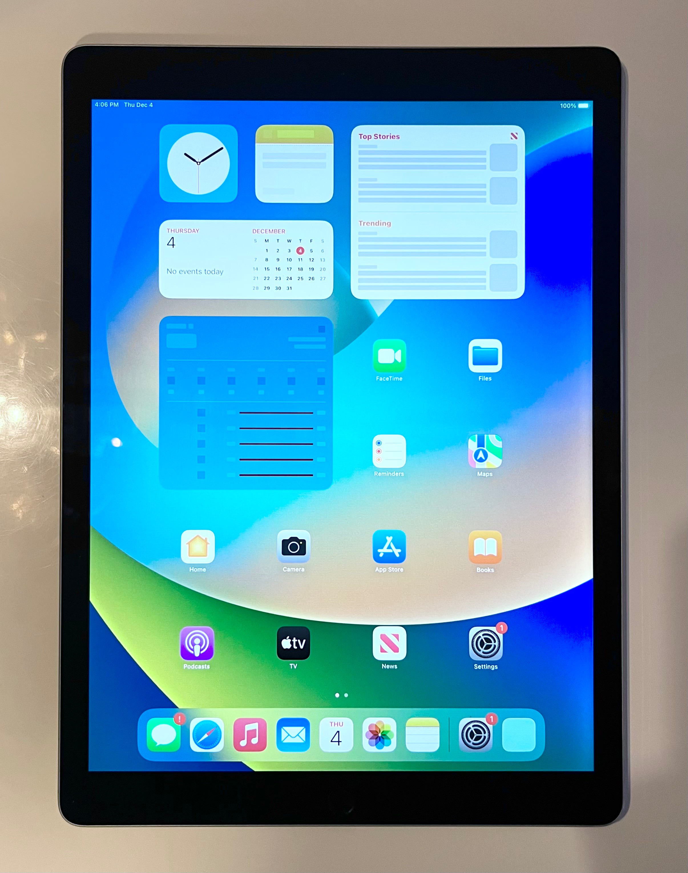 MINT SPACE GREY APPLE IPAD PRO 12.9 32GB TABLET - photo 2