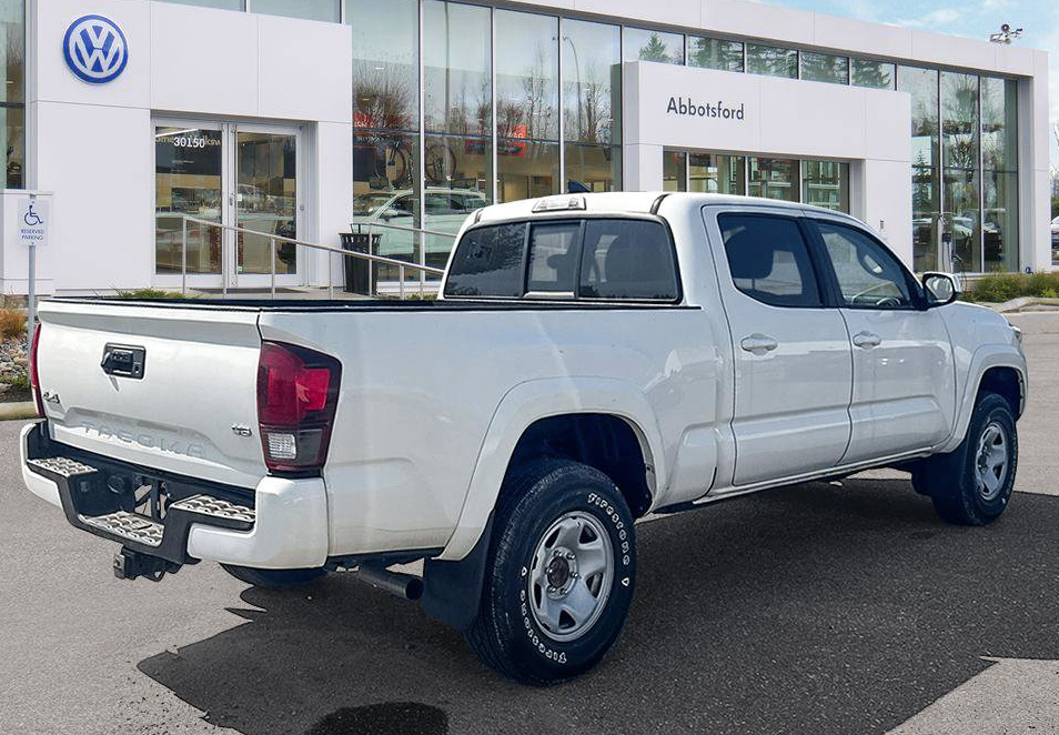 2022 Toyota Tacoma - photo 2