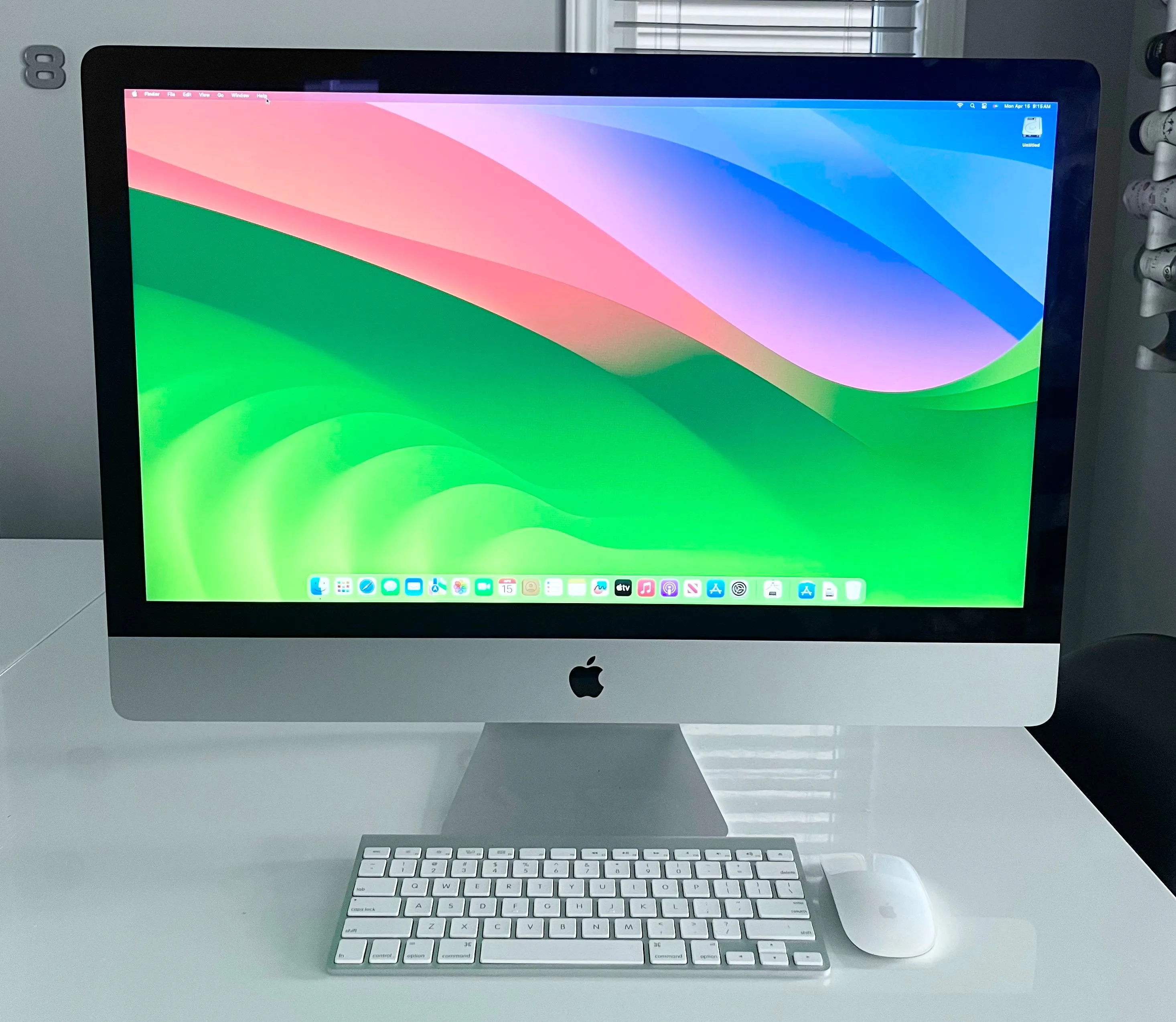MINT APPLE 2015 IMAC 27 5K / 3.2GHz i5 / 16GB RAM / 256GB SSD