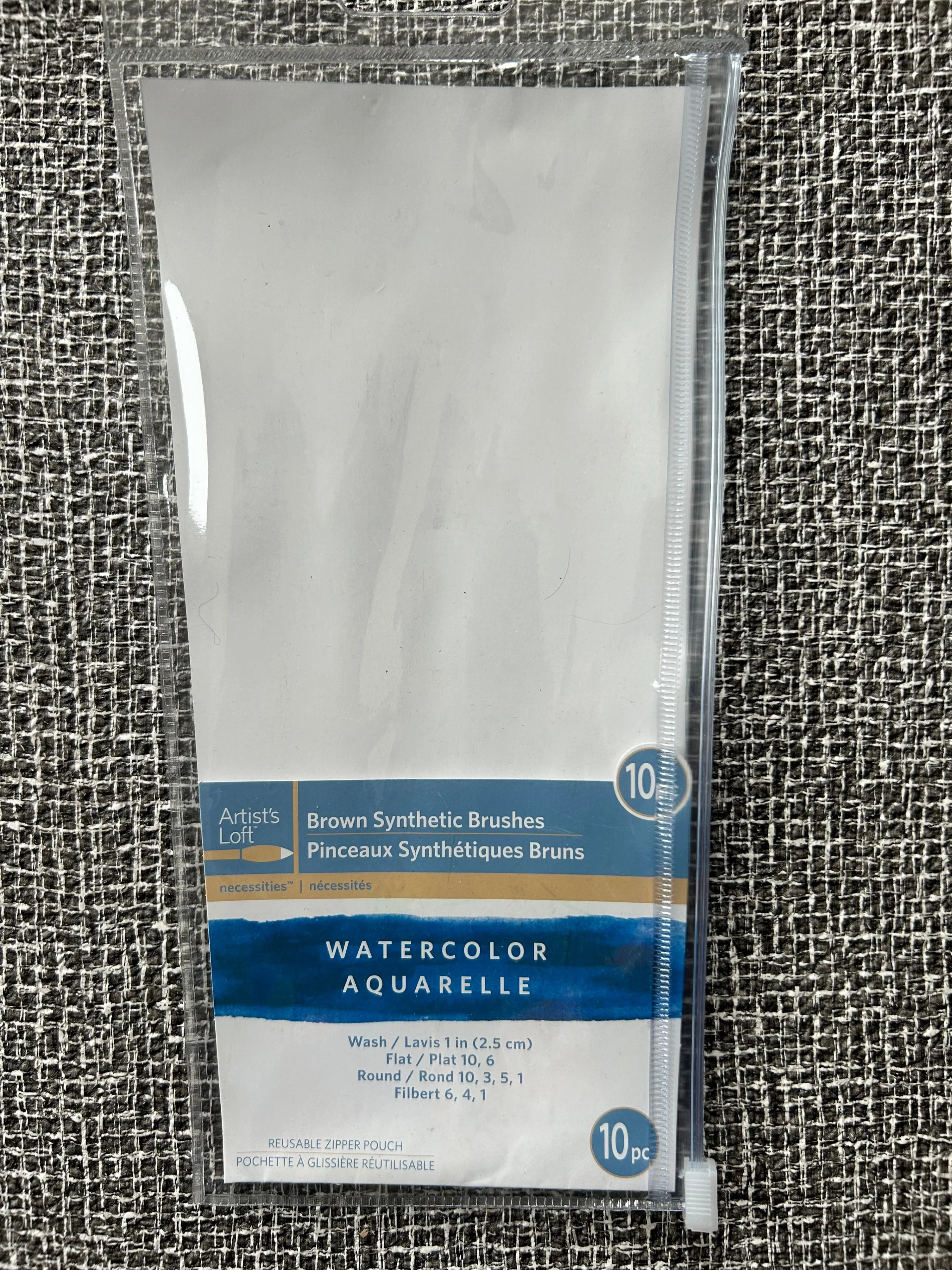 Assorted Art Supplies (Pencils & Brushes) image indicator(3)