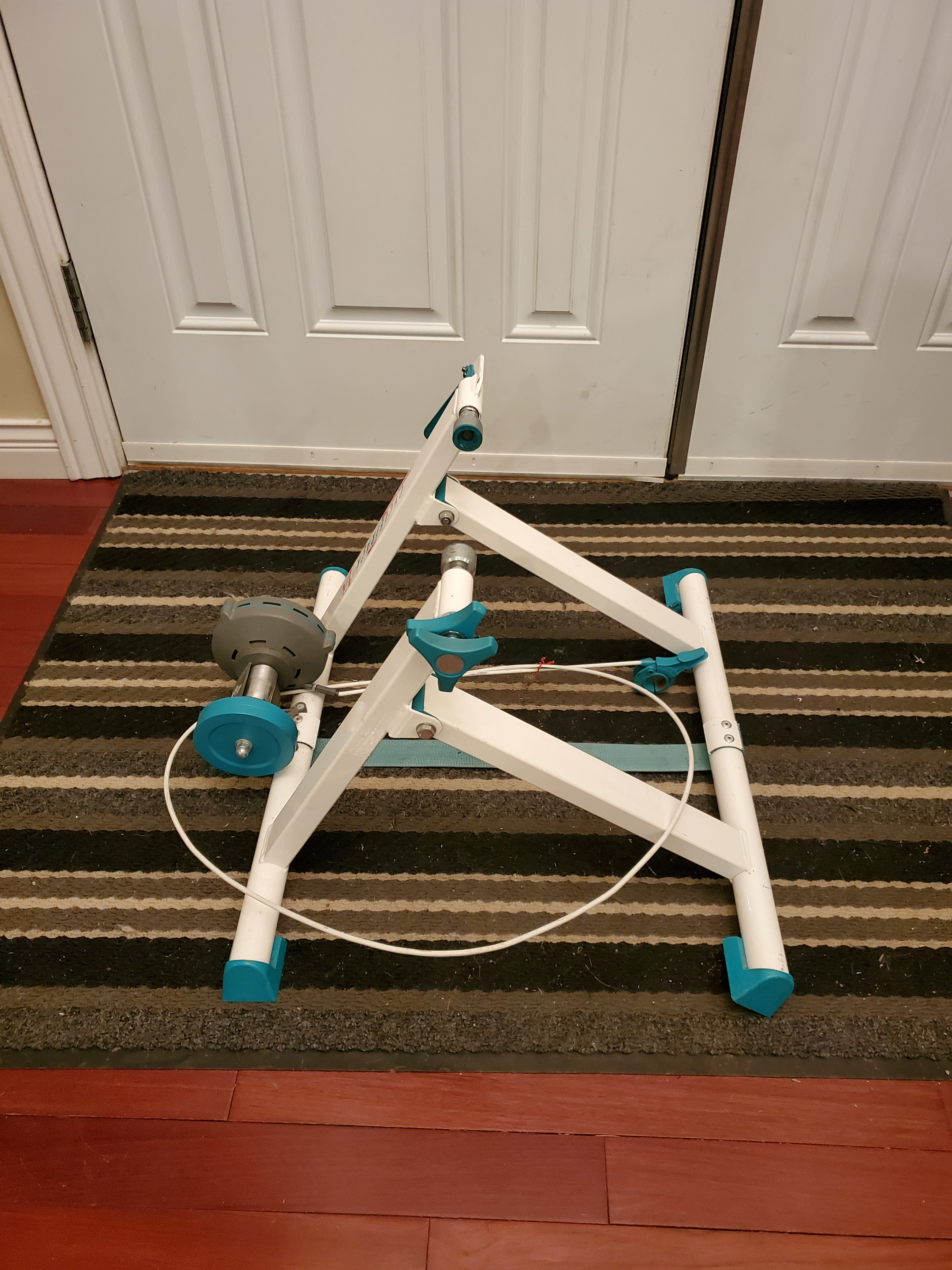 Tacx magnetic bike trainer - photo 2