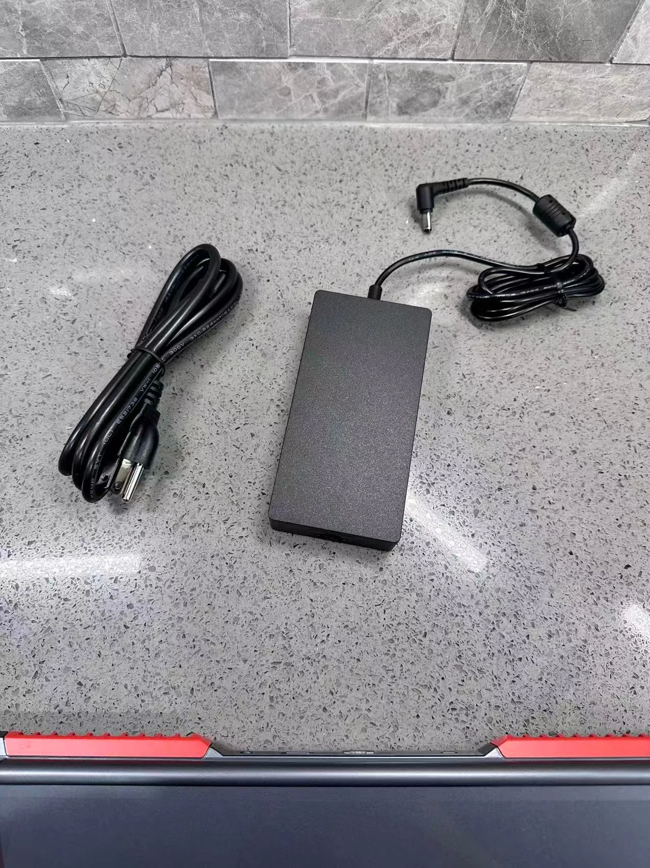 Brand New Gaming Laptop 🎮 i7 + GTX 1060 6GB (16GB RAM) image indicator(5)