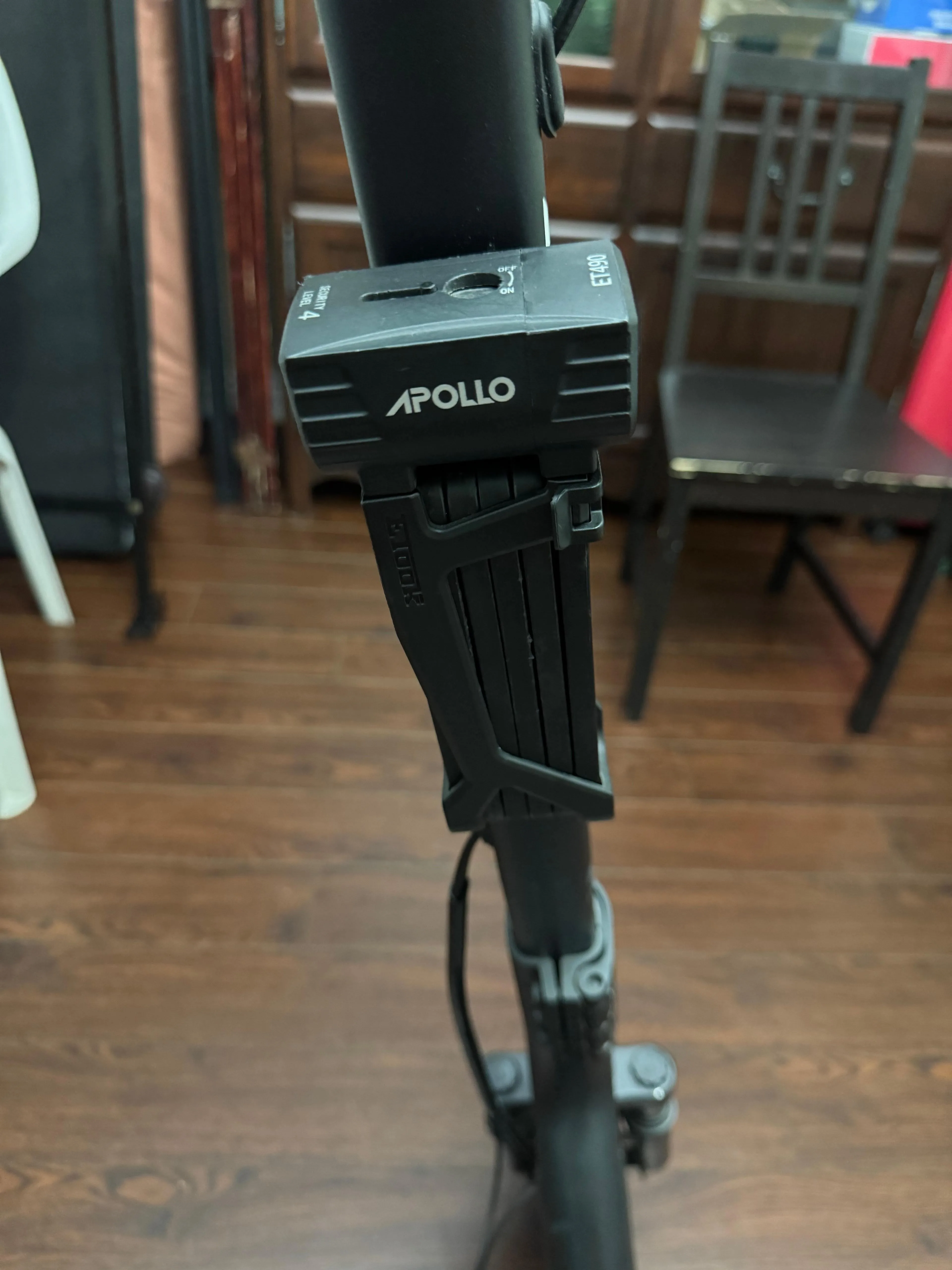 Apollo Air Pro | Good condition with Apollo Lock & Phone Mount image indicator(6)
