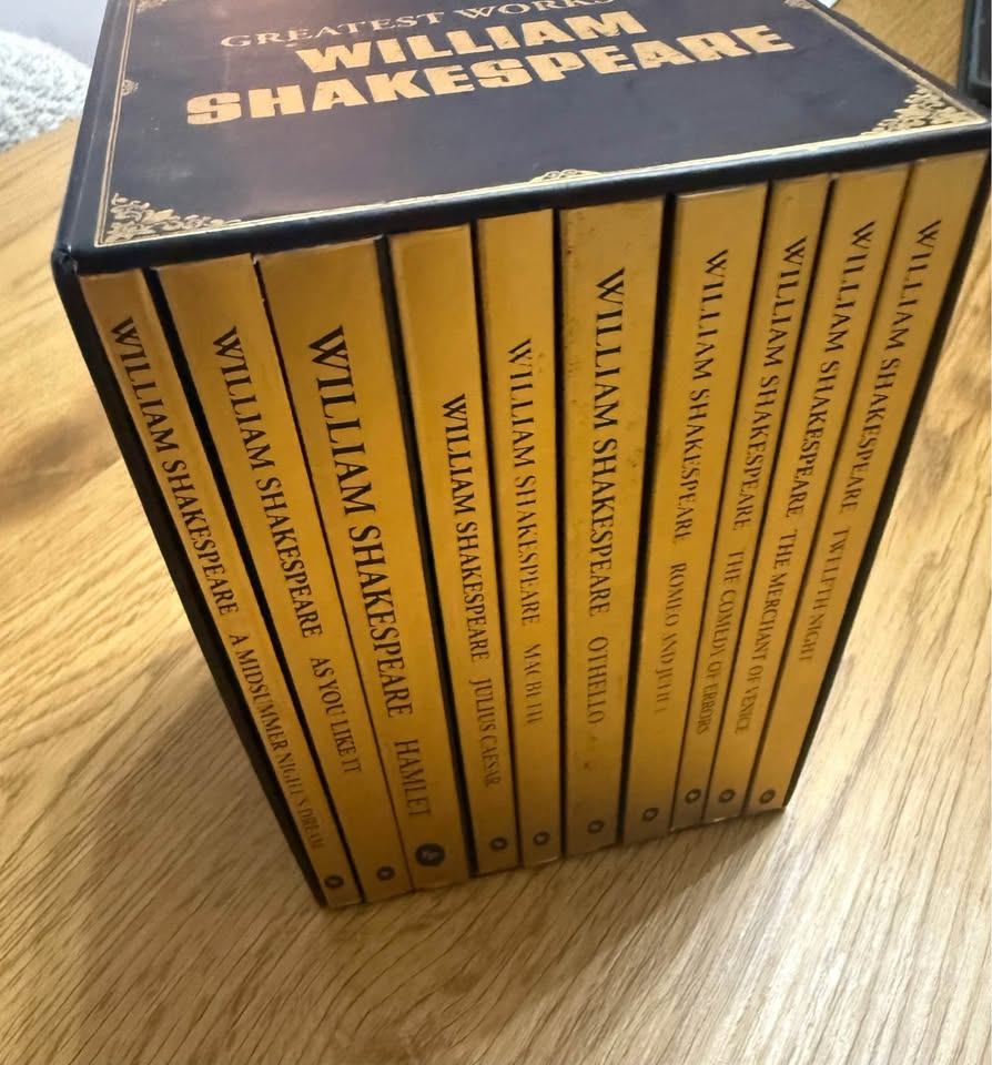 Greatest Works of William Shakespeare Box Set