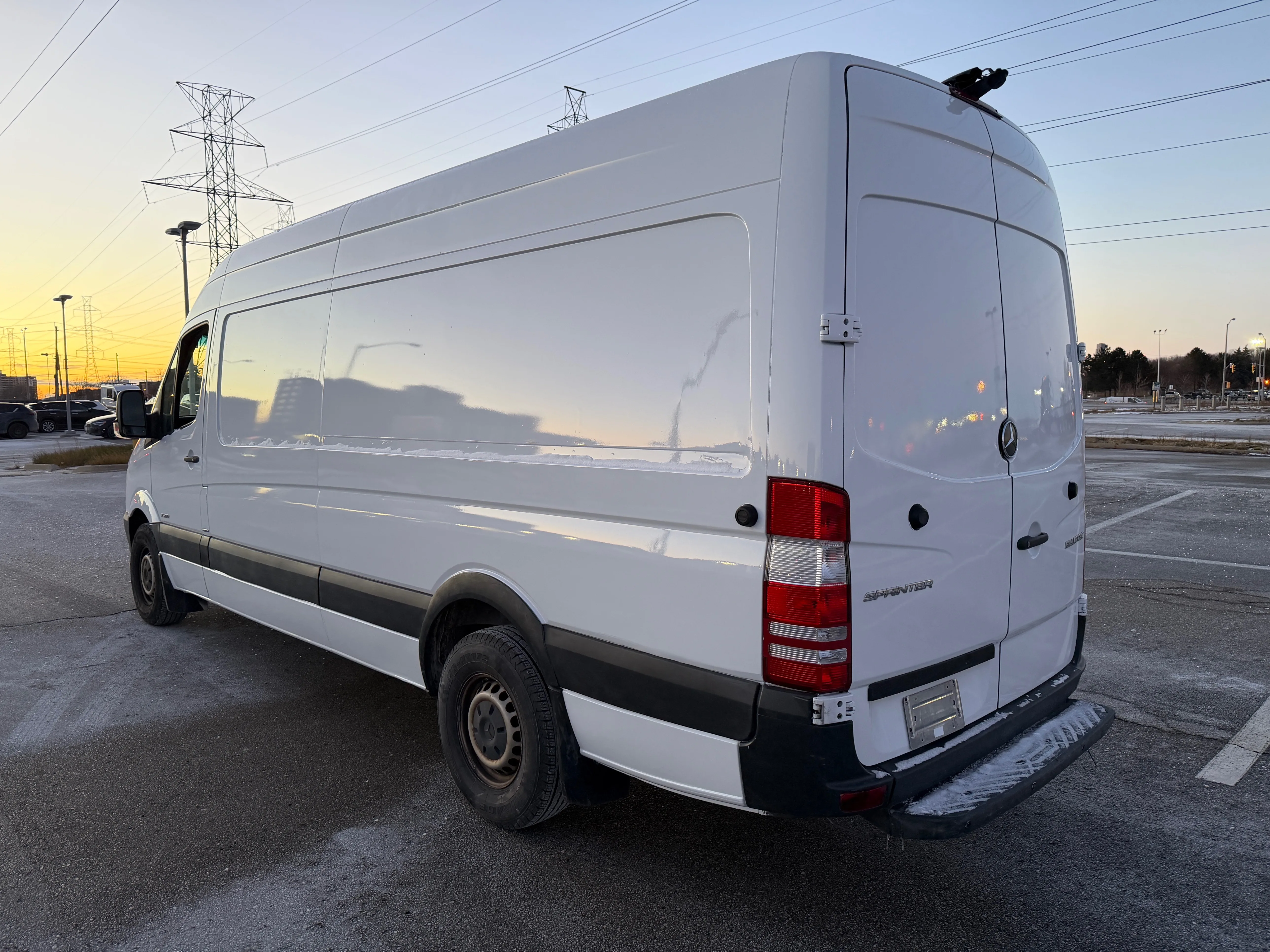 2015 Mercedes-Benz Sprinter 2500 170 WB 2.1L Diesel image indicator(7)