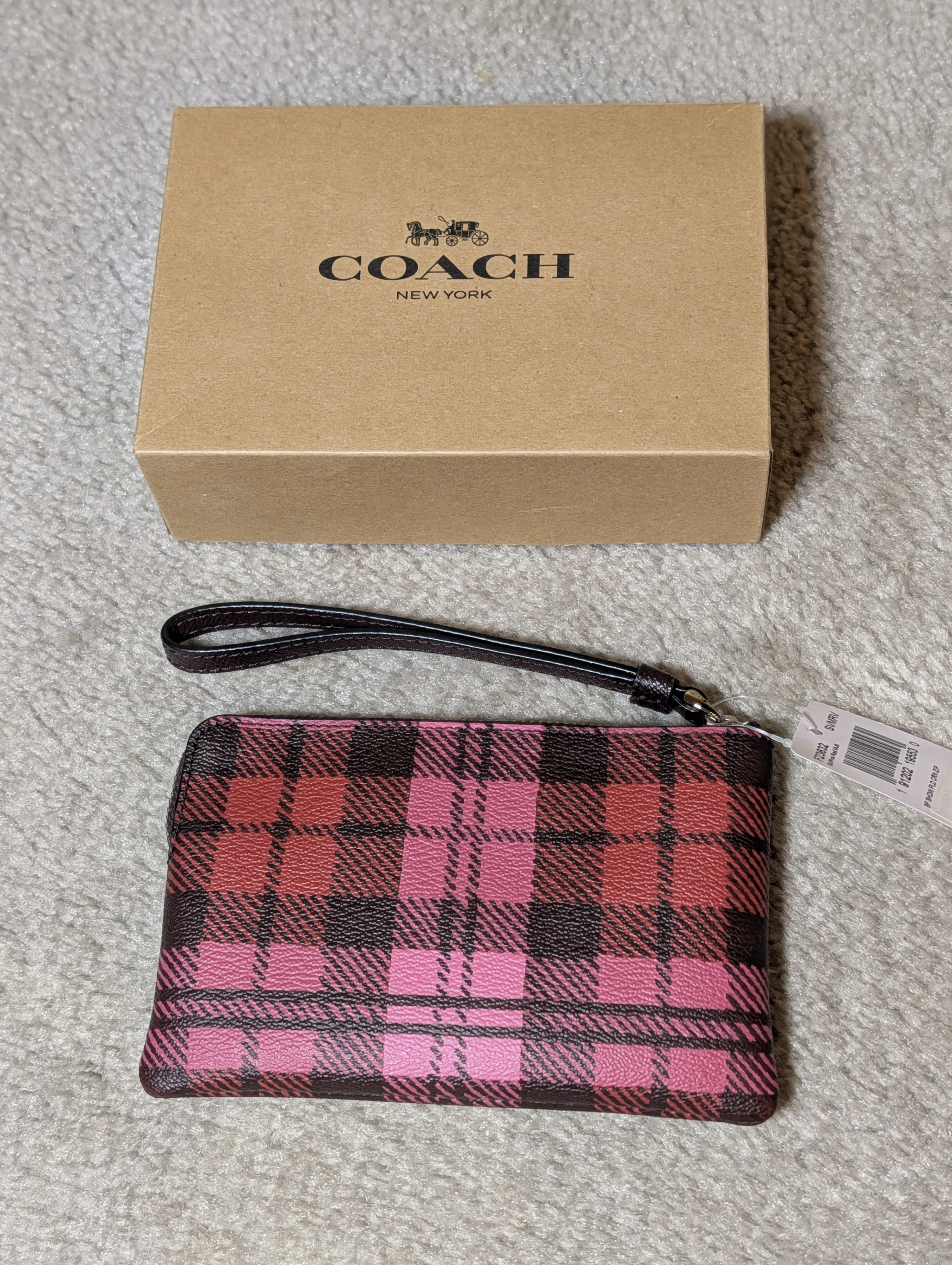 Coach Women's Plaid Full Zip Wallet with Wrist Strap - Unused - photo 2
