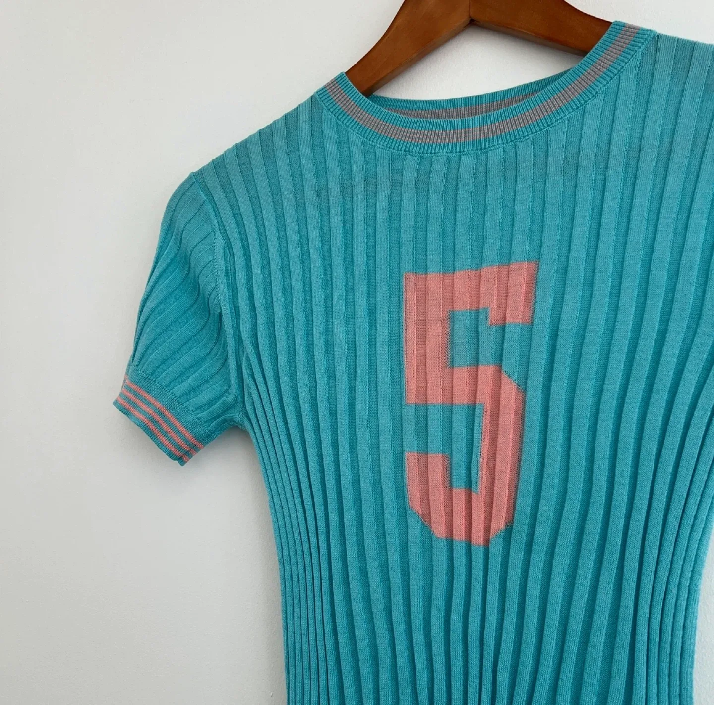 Chanel Silk Ribbed Knit Ringer Tee Blouse - Size S image indicator(4)
