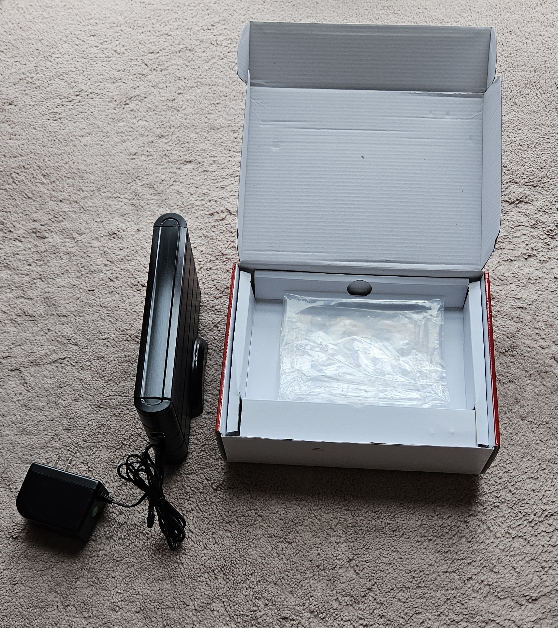 BRAND NEW in BOX iCAN SSD Enclosure USB 3.0 with Power Adapter - photo 2