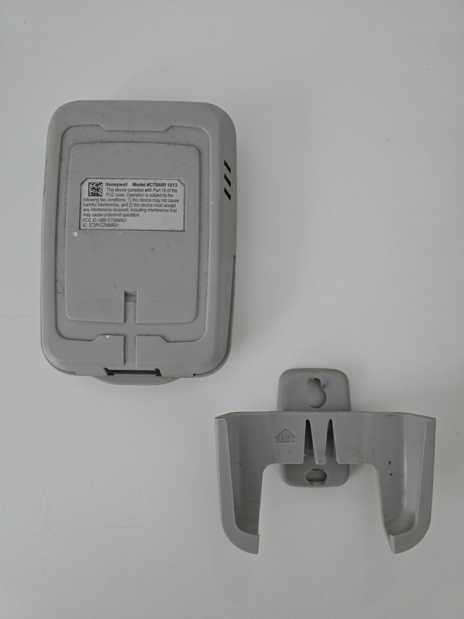 Honeywell Prestige THX9321 Thermostat - photo 2
