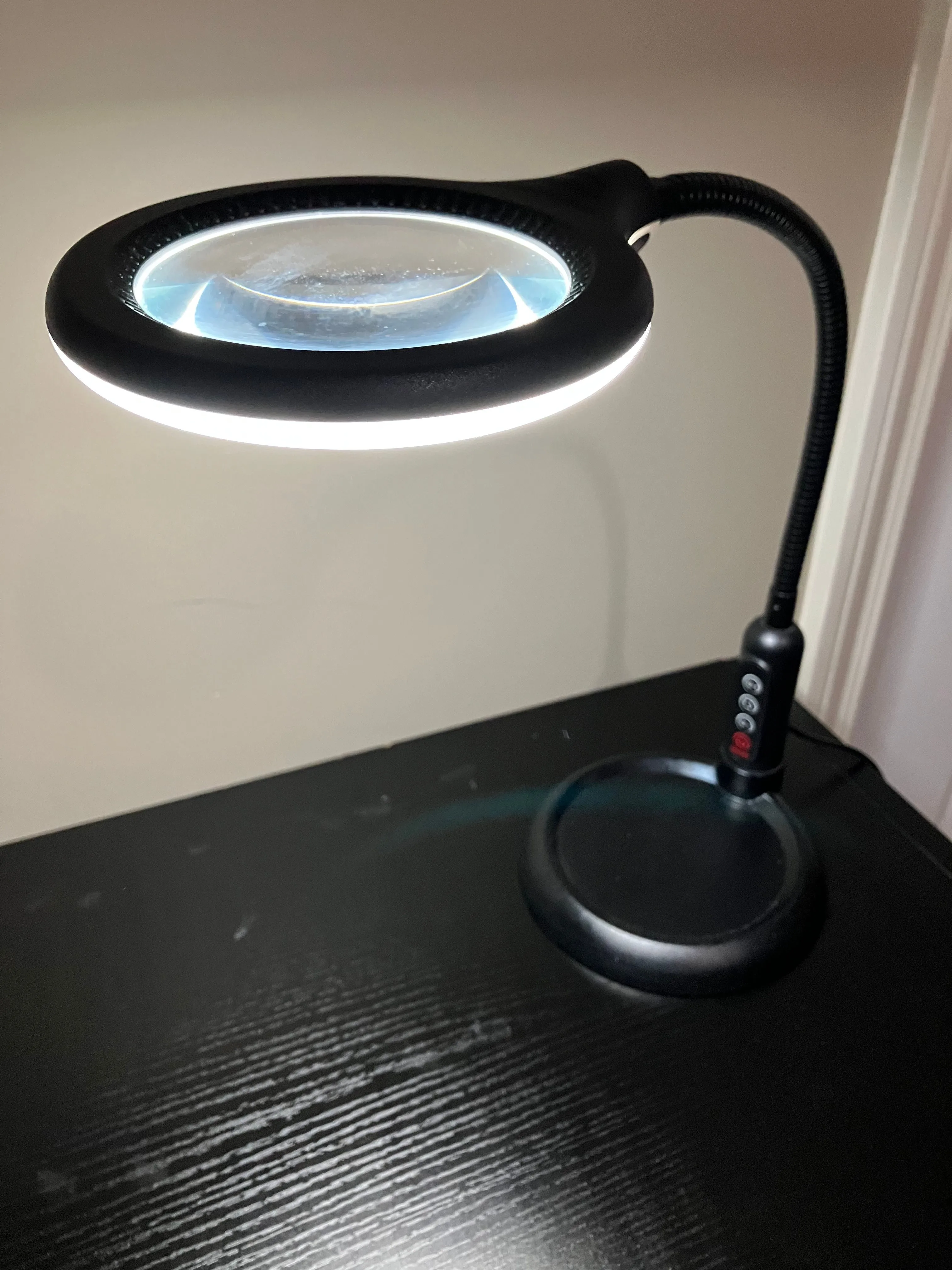 Magnifying LED Desk Lamp, Moving Out Sale #Cleanout