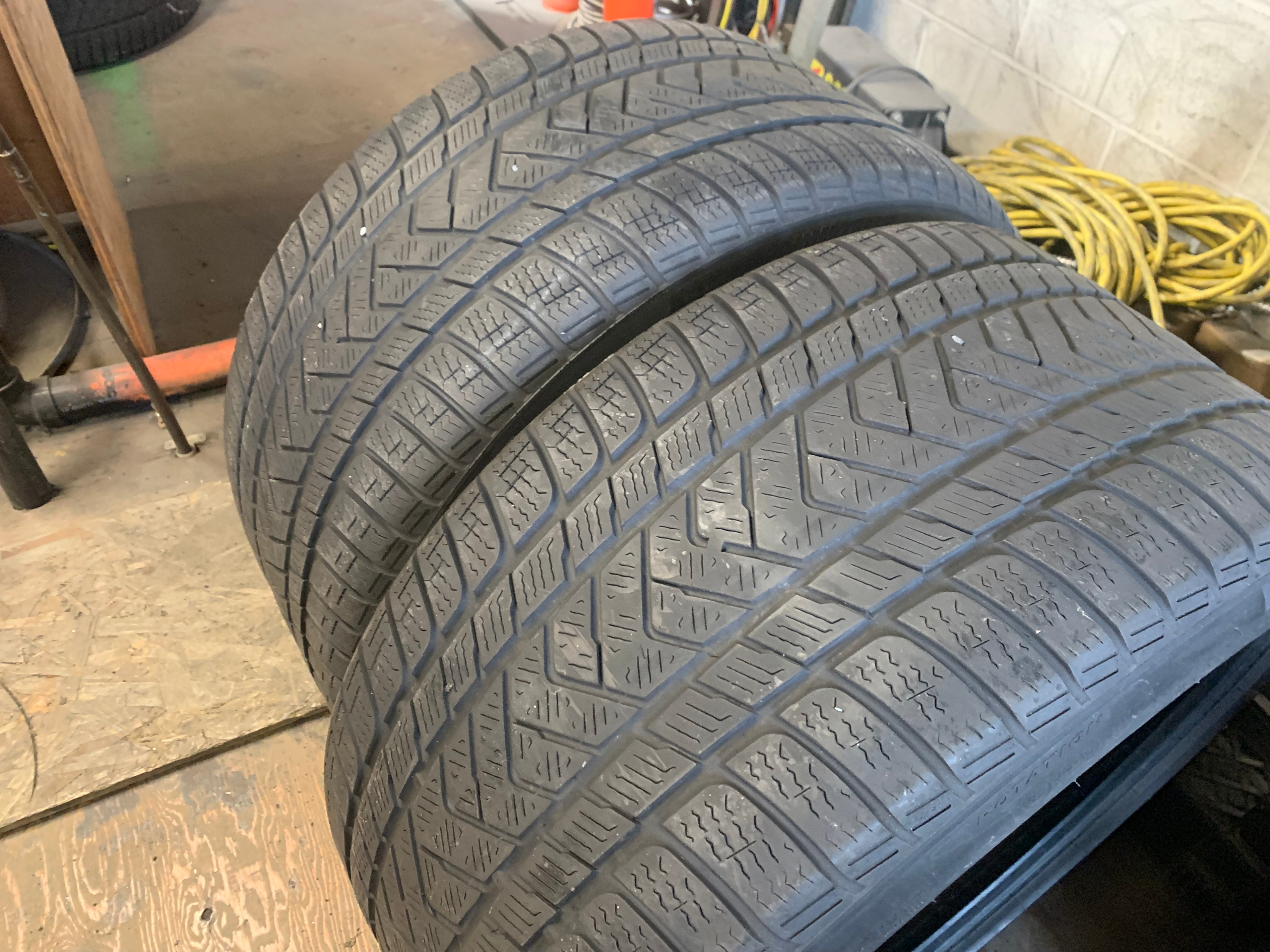 PAIR of 295/30/20 M+S 101W Pirelli Sottozero 3 Winter with 50% - photo 4