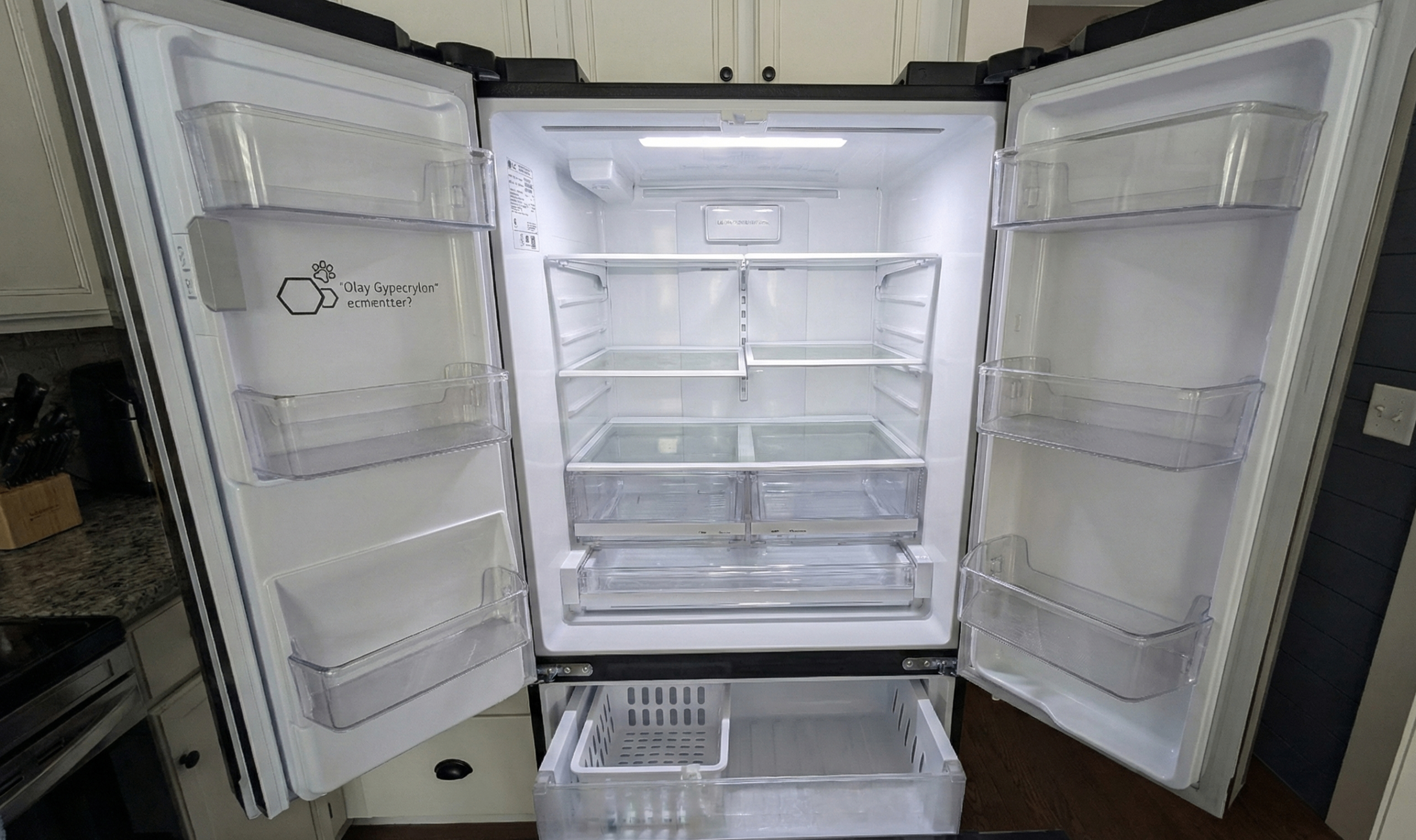 LG 33-inch French Door Fridge with Ice & Water Dispenser