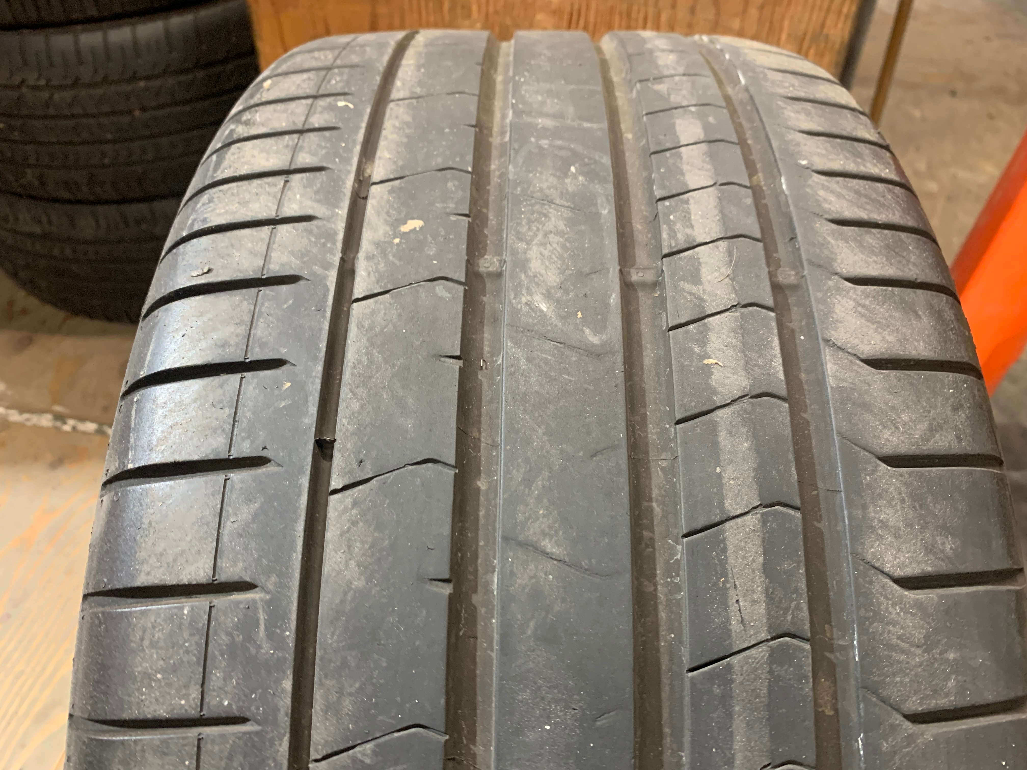 1 x single 275/30/20 97Y Pirelli Pzero PZ4 RFT MOE * with 70% - photo 3